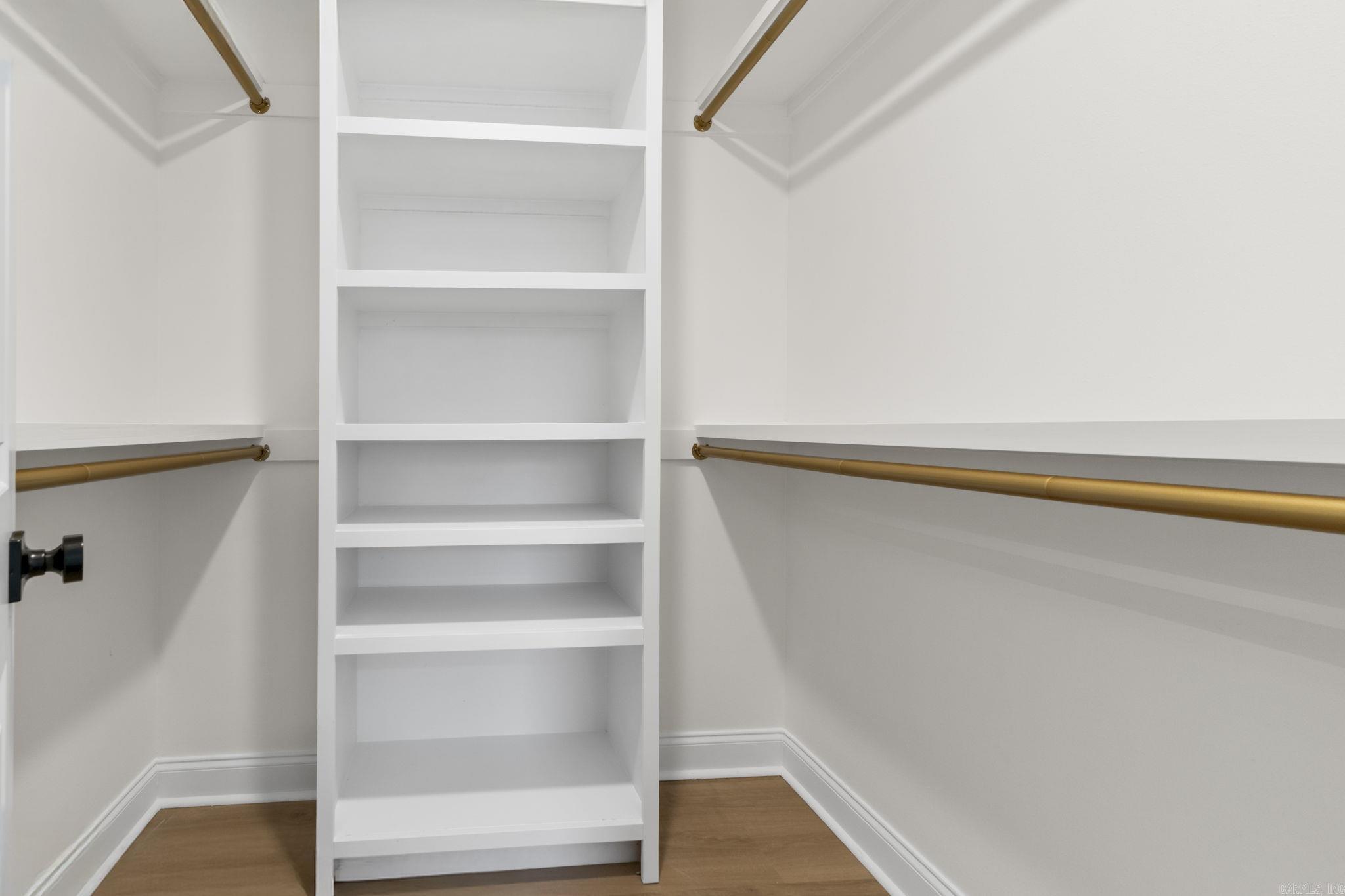 OVERBROOK - Residential