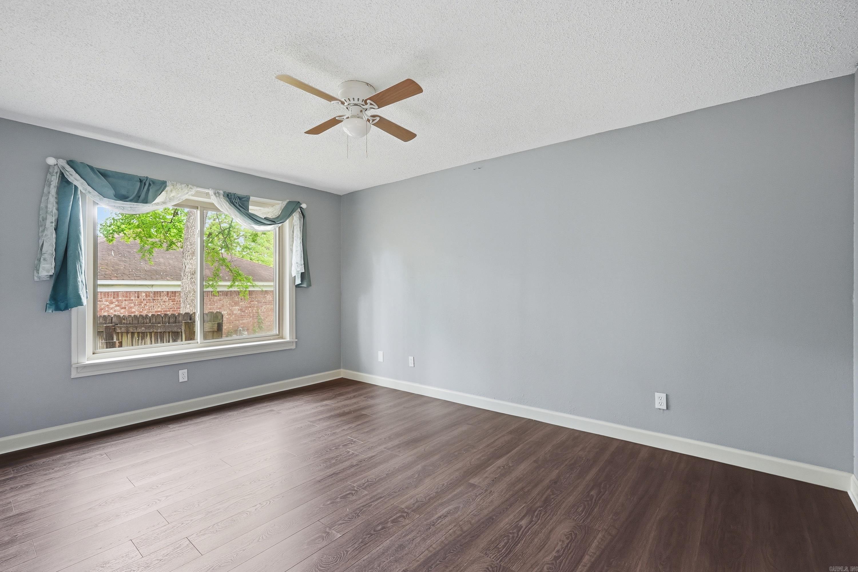 OTTER CREEK COMMUNITY - Residential