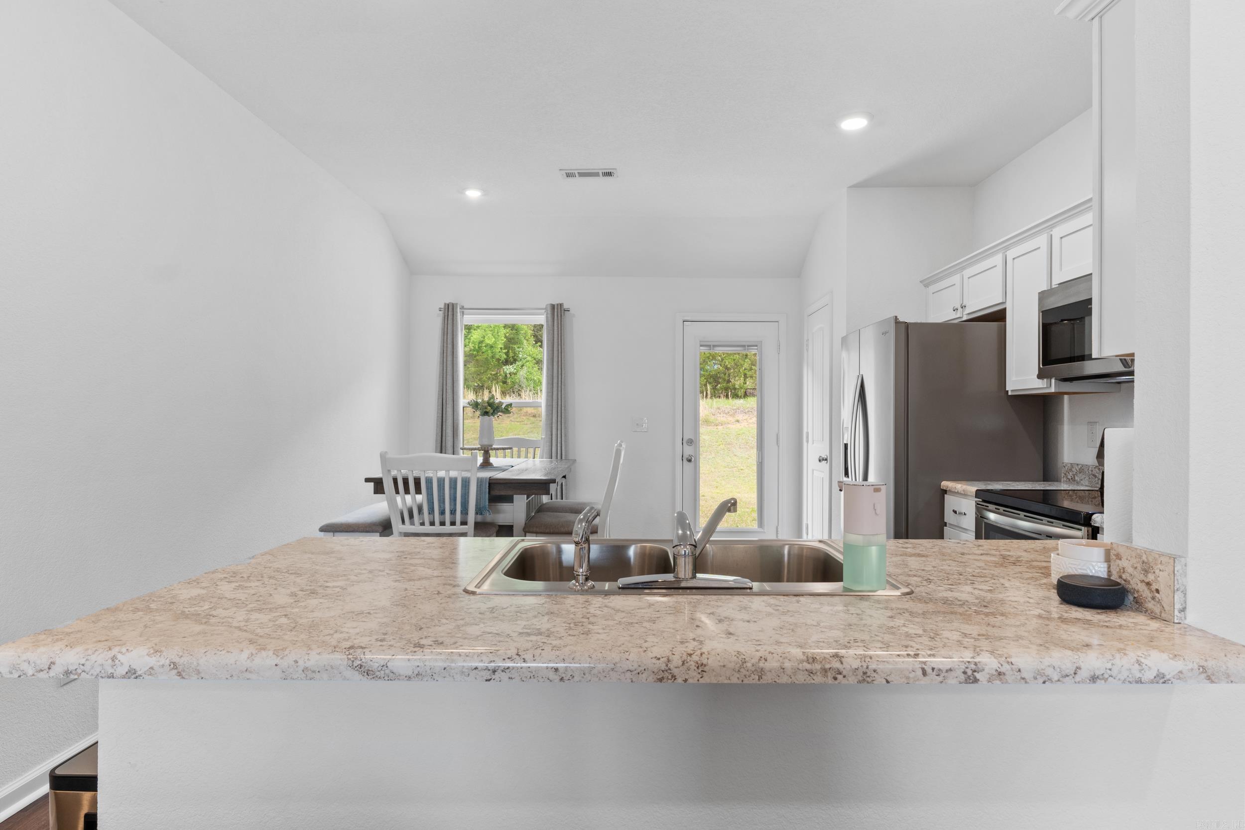 MUSEUM MEADOWS - Residential