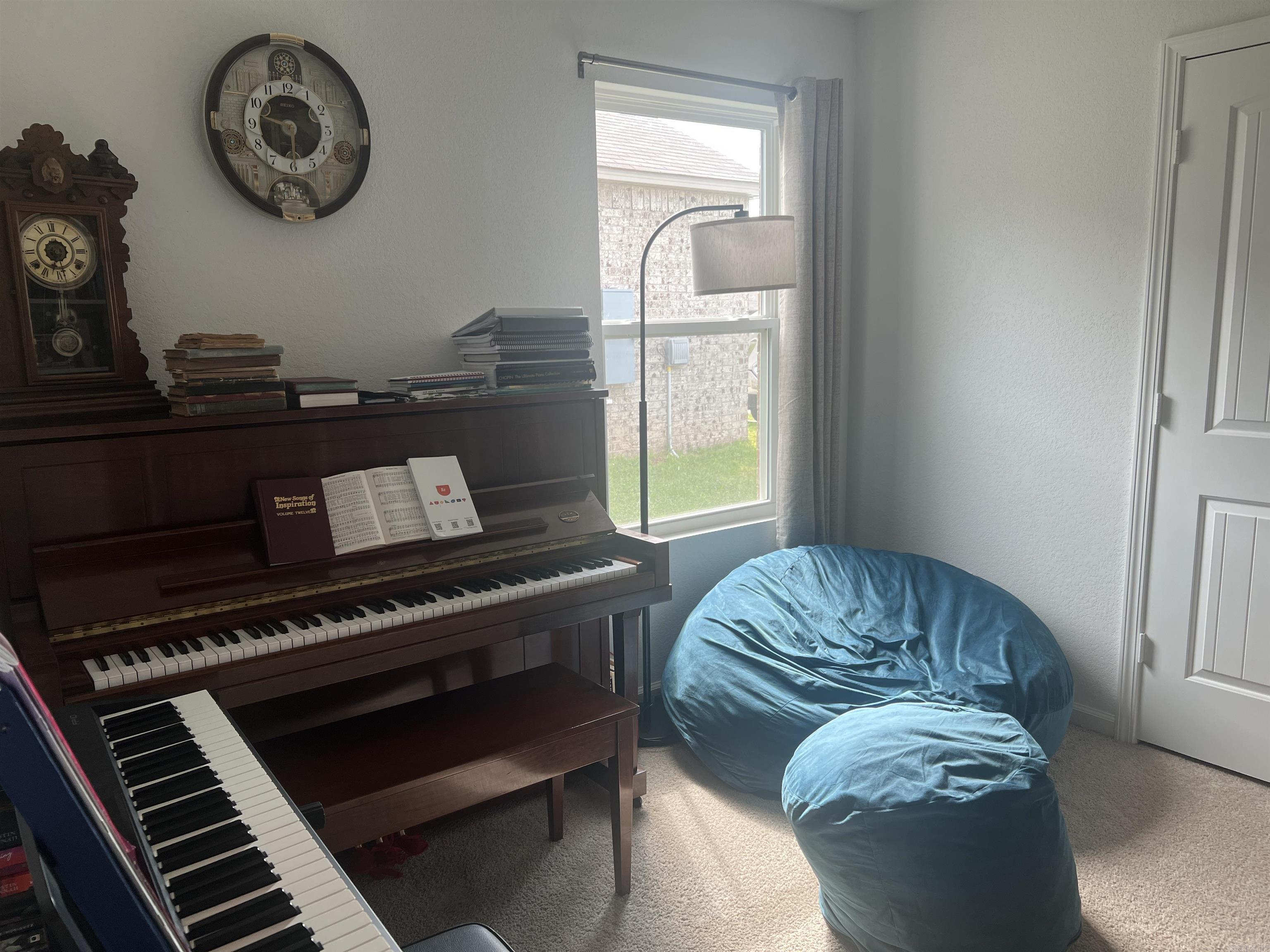 MUSEUM MEADOWS - Residential