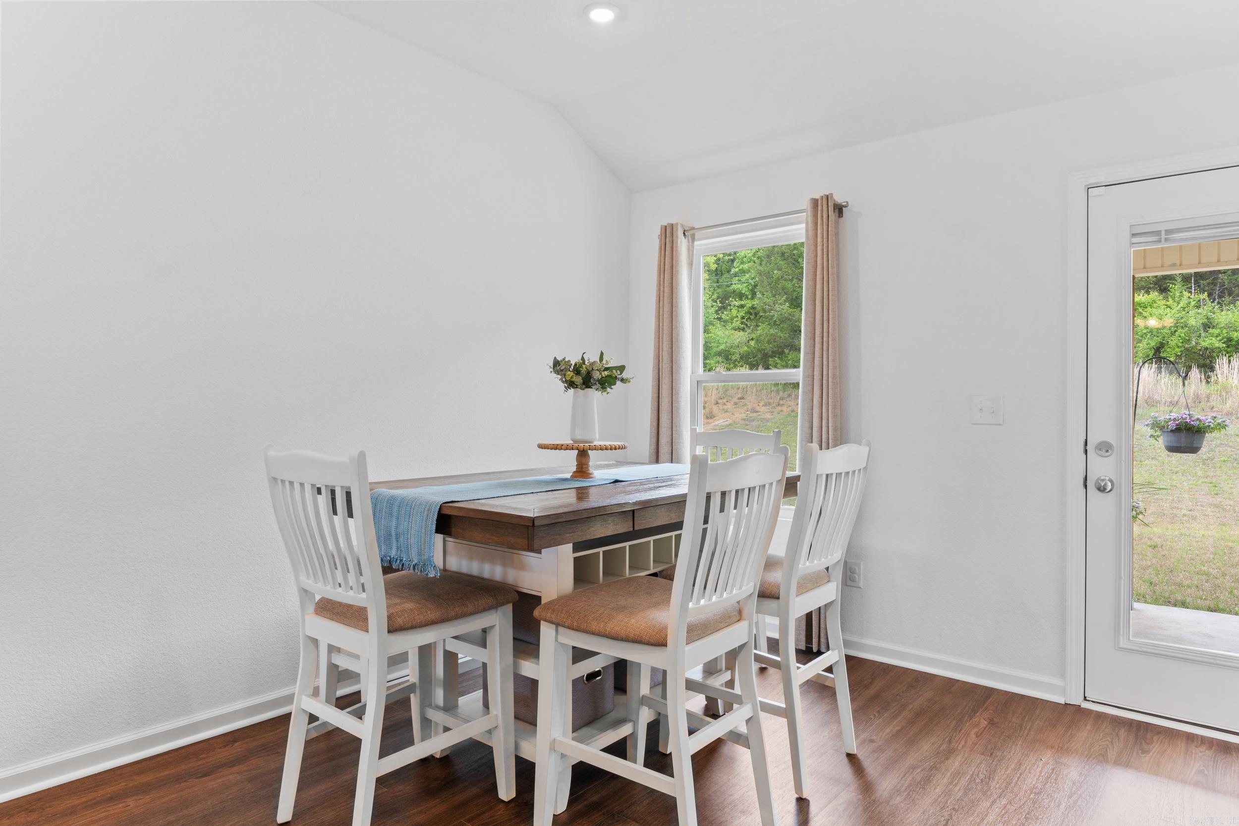 MUSEUM MEADOWS - Residential