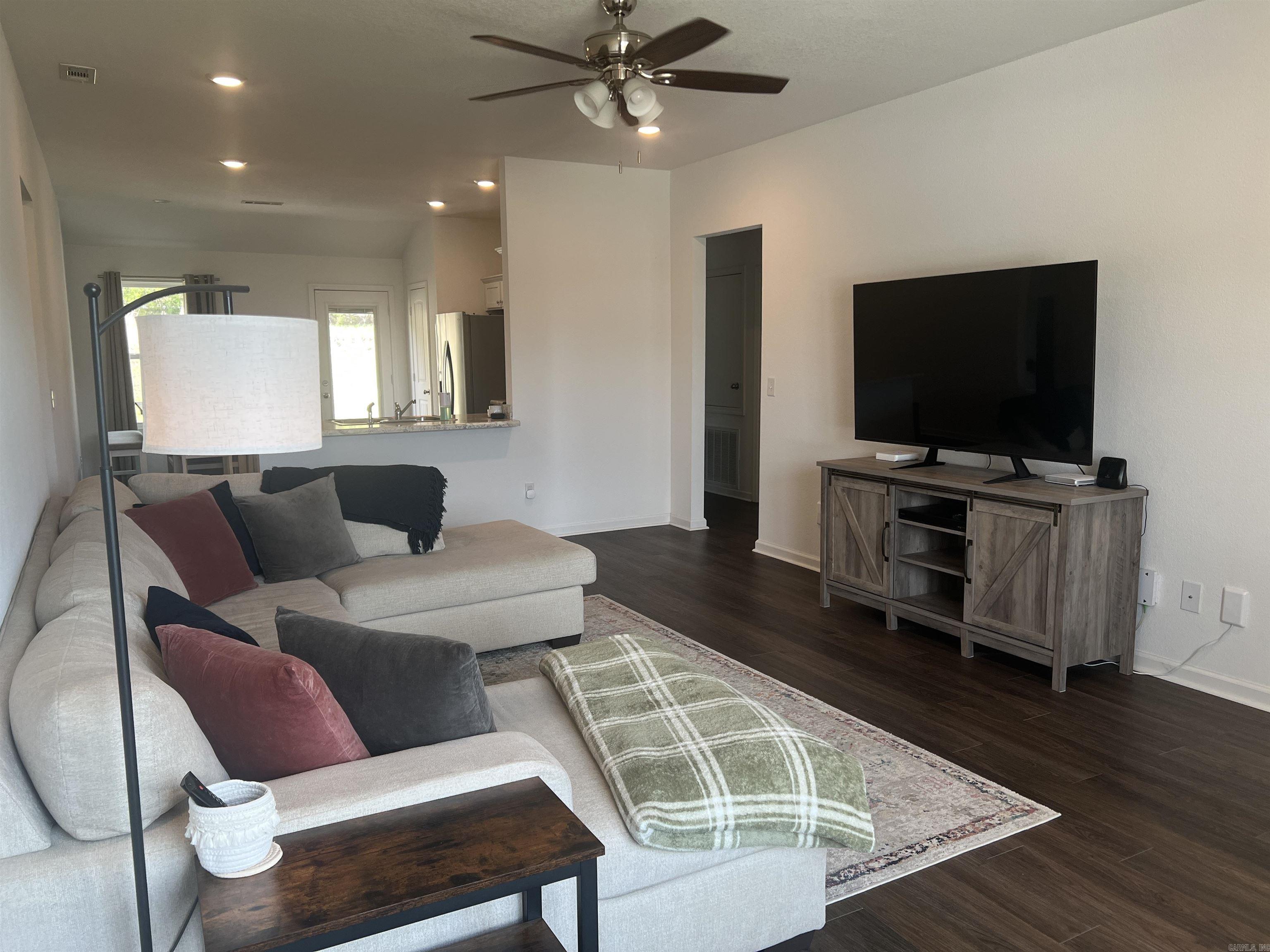 MUSEUM MEADOWS - Residential