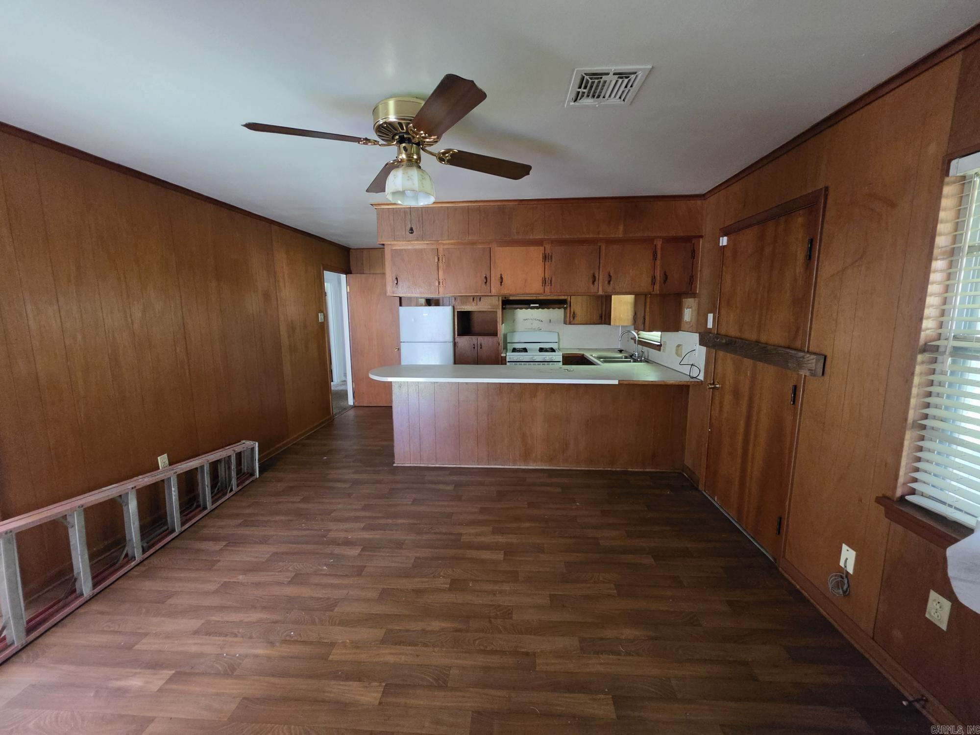 Spanish Grant #5 - Residential