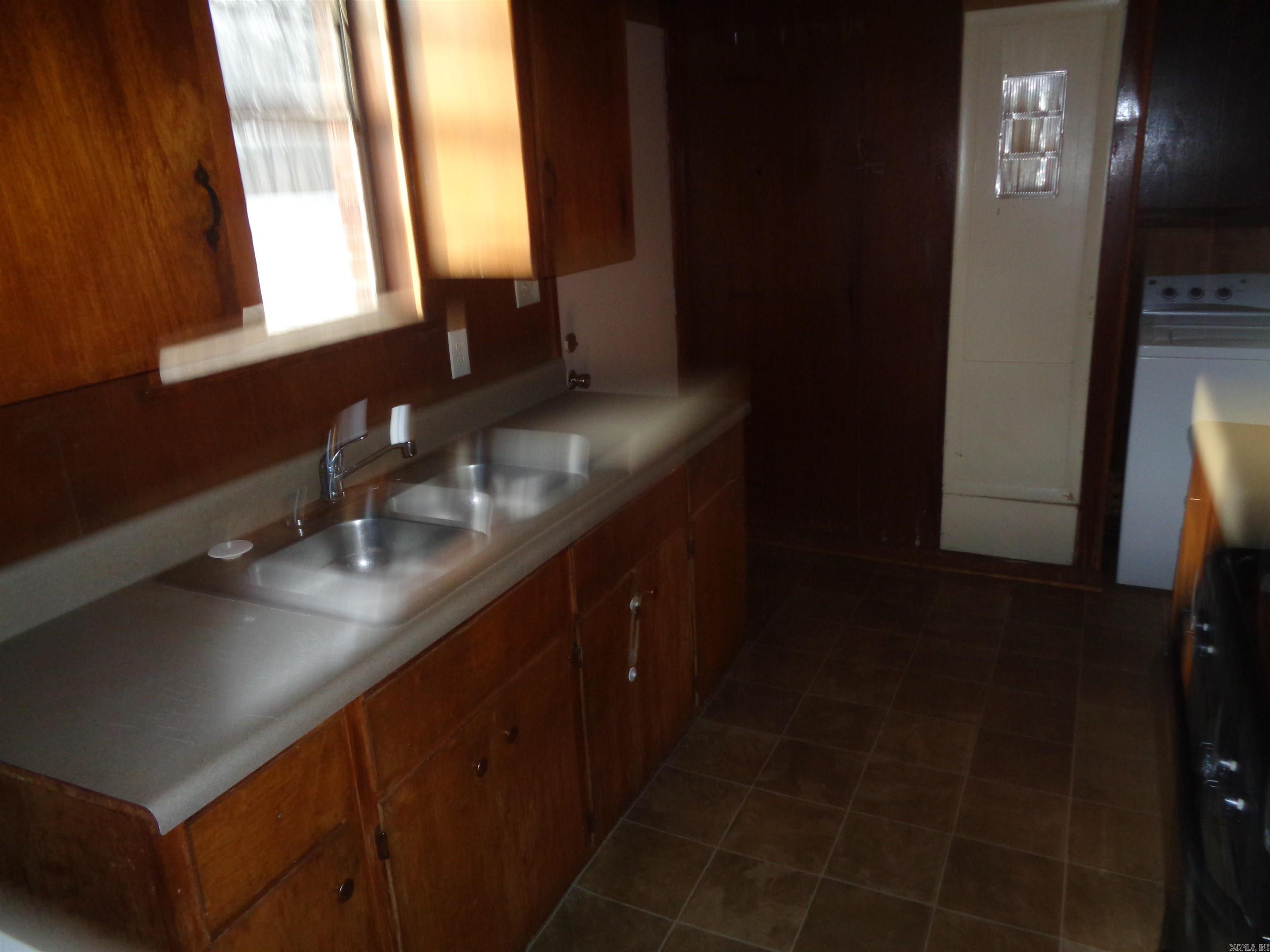 College Park R1 - Residential Lease