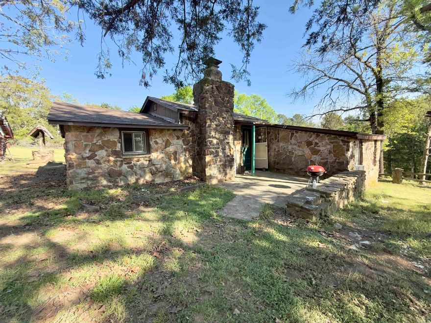 Newly renovated 3-bedroom, 2 full bath home on 2 acres of unrestricted land outside city limits. Updates include new LVP flooring, a remodeled main bathroom, and the addition of a second full bath. Tucked away at the end of a quiet lane, this property offers exceptional privacy and seclusion with some mountain views. The home comes fully furnished, including all appliances, furniture, and even a riding lawn mower—making it truly move-in ready. Conveniently located just minutes from the lake, it’s perfect for outdoor enthusiasts seeking space and comfort with a peaceful setting to relax or entertain.