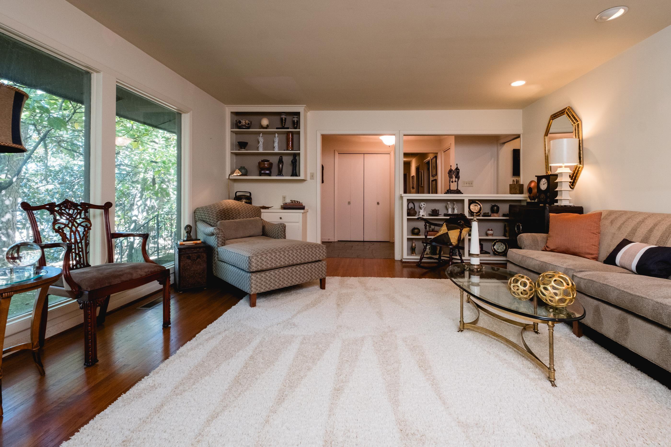 Hill Crest - Residential