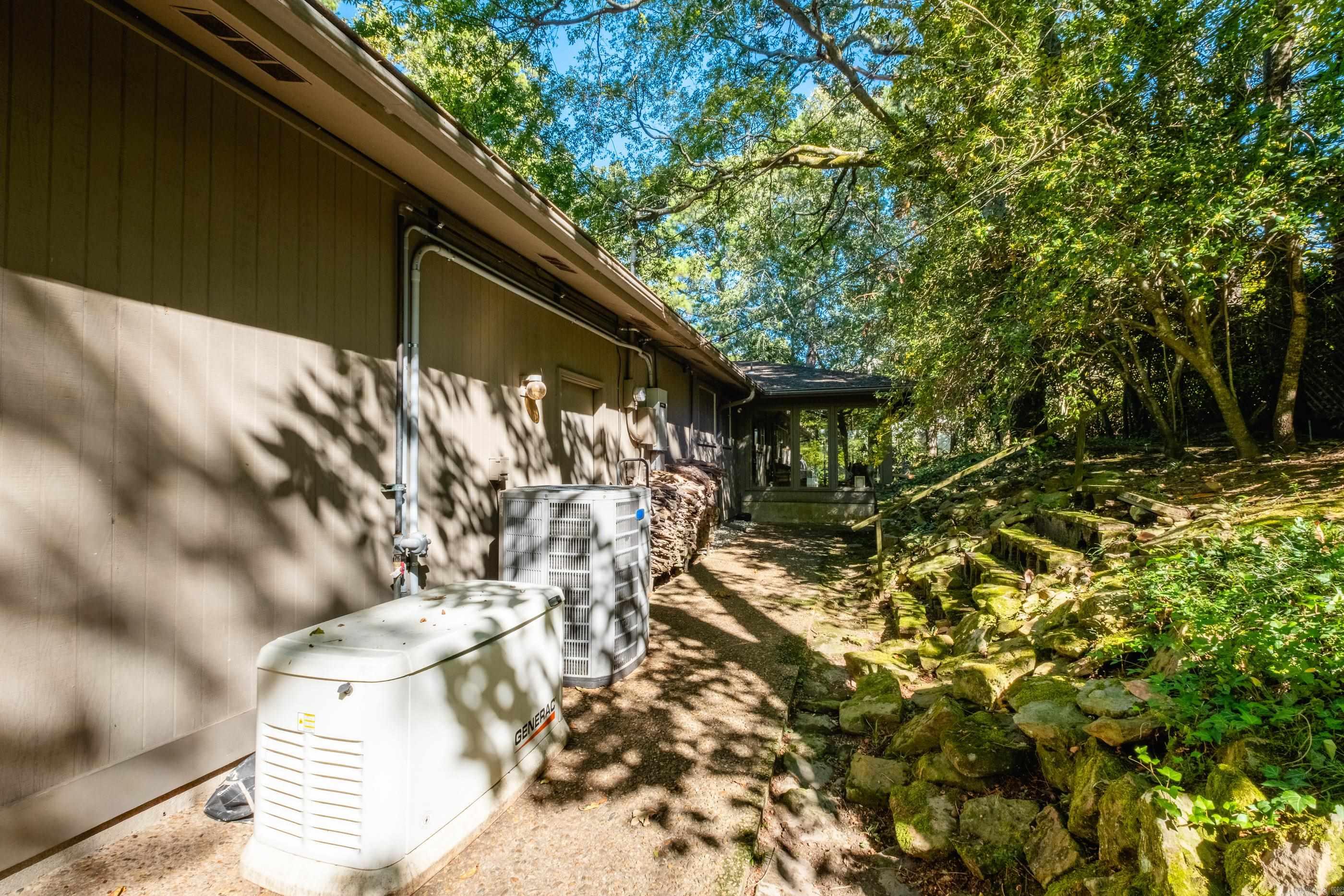 Hill Crest - Residential