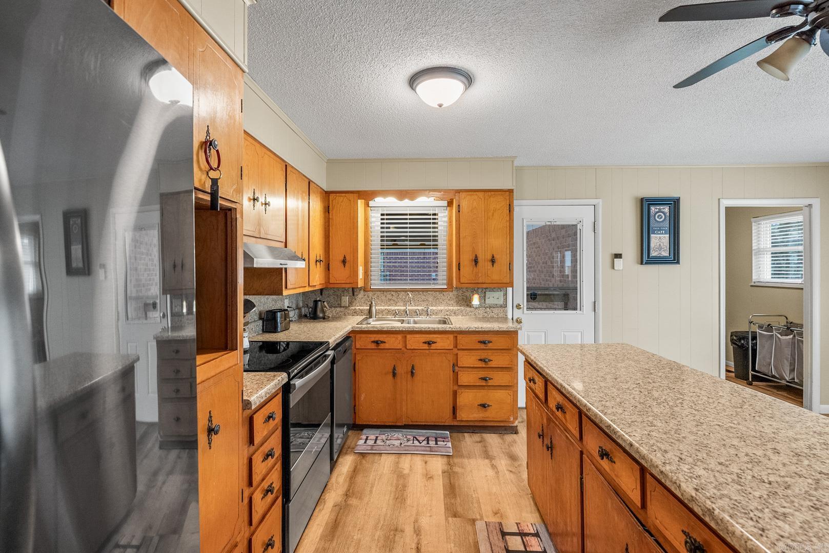 BLUE HILL - Residential