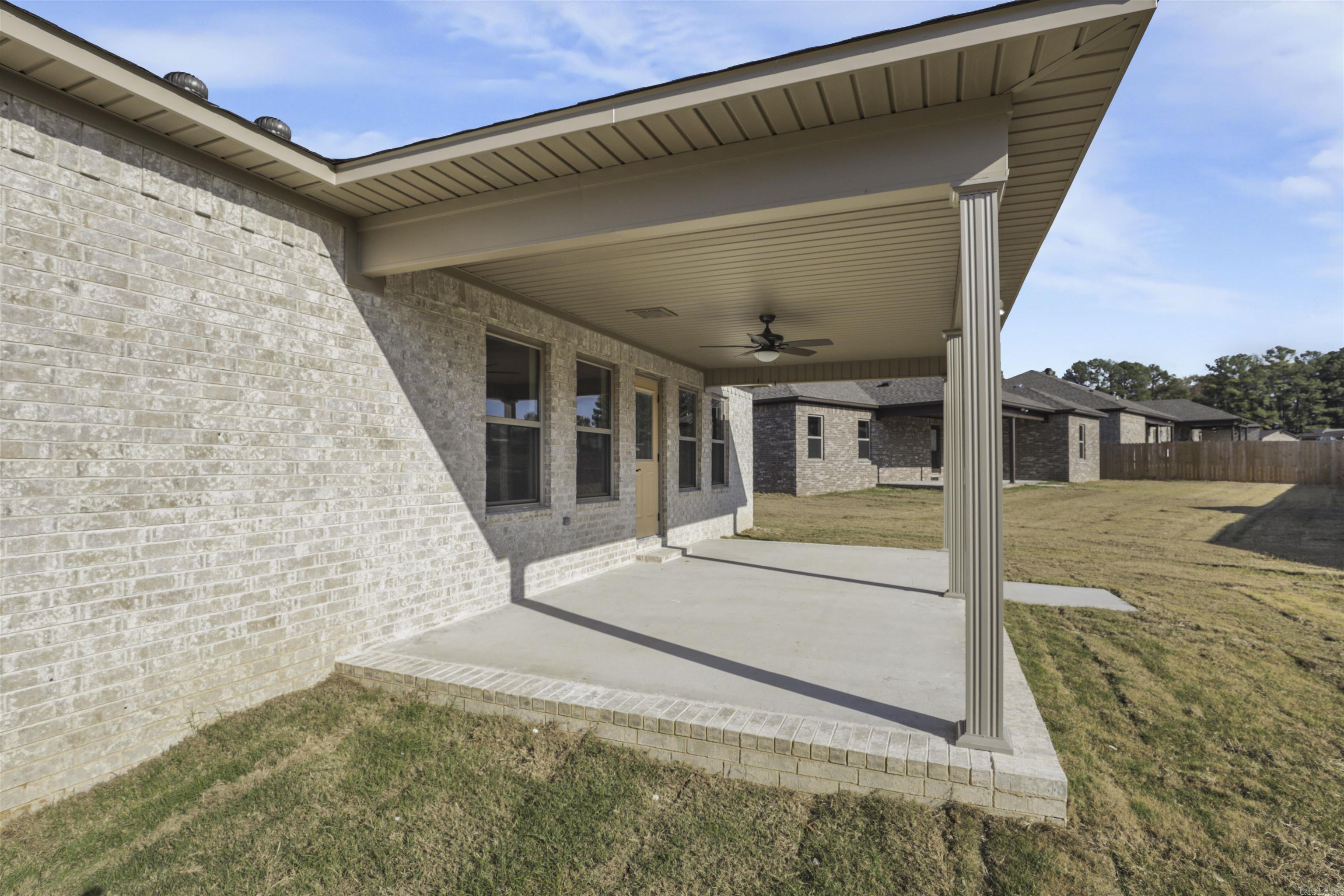 AUTUMN BROOKE - Residential