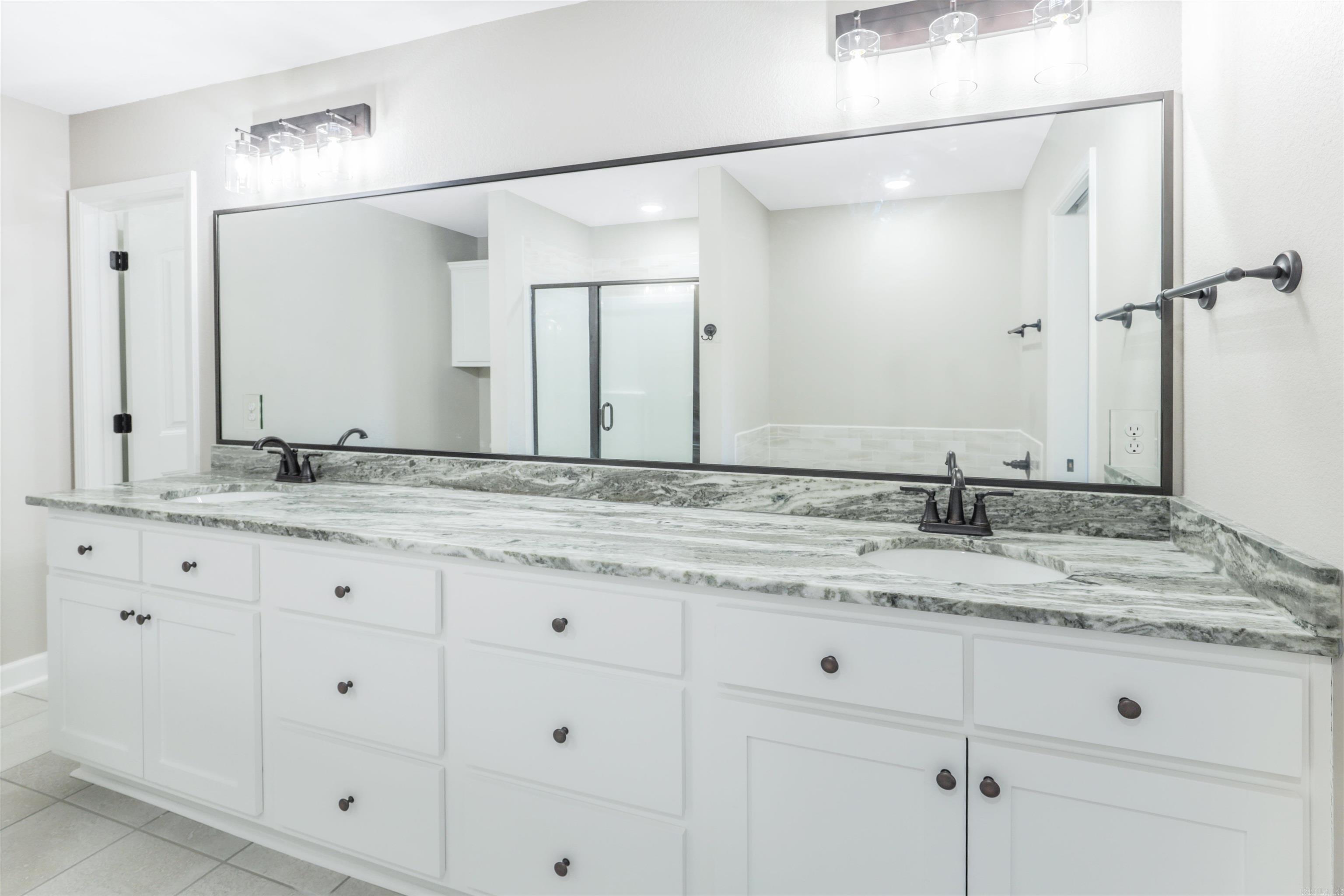 AUTUMN BROOKE - Residential