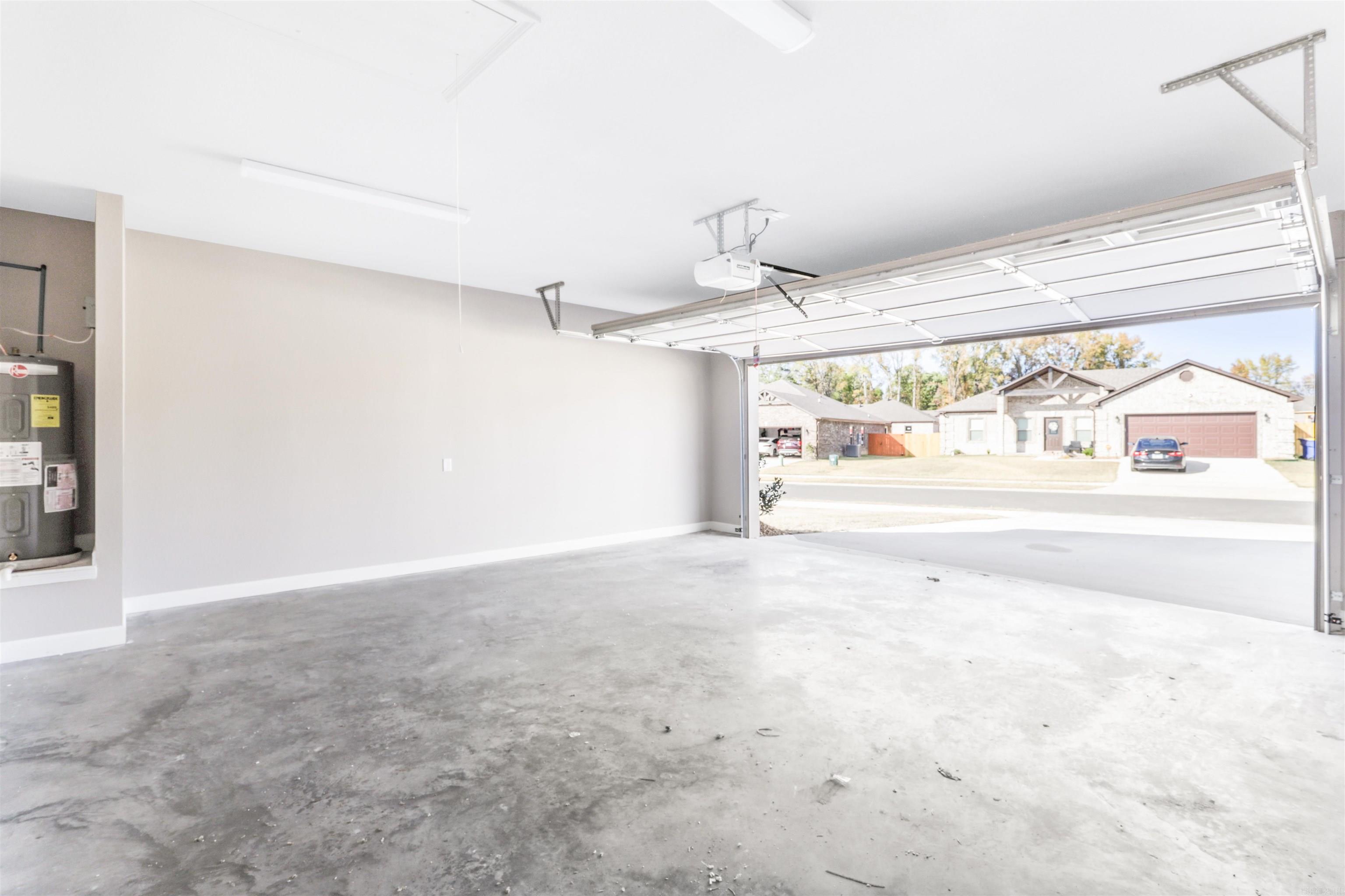 AUTUMN BROOKE - Residential