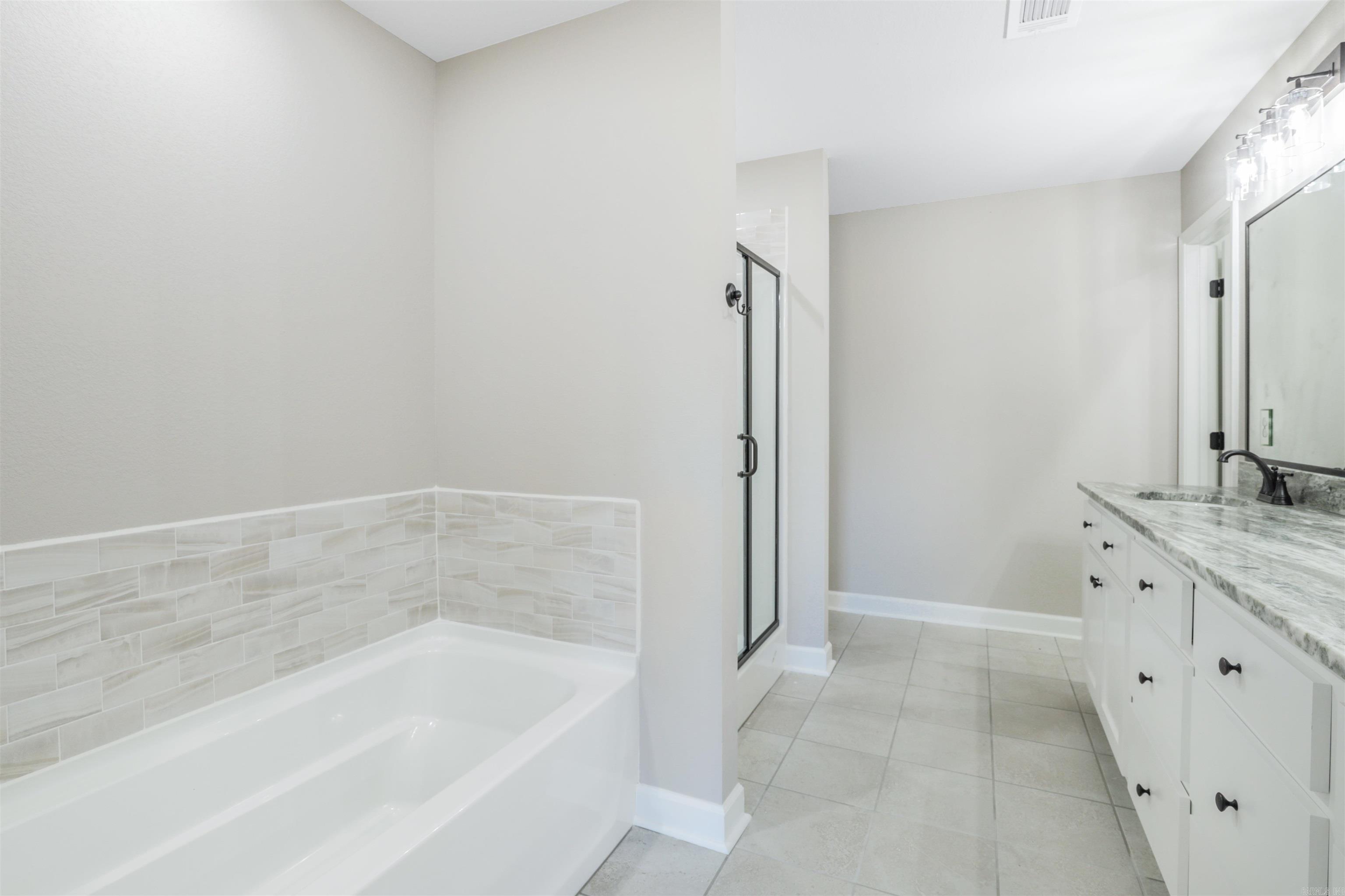 AUTUMN BROOKE - Residential