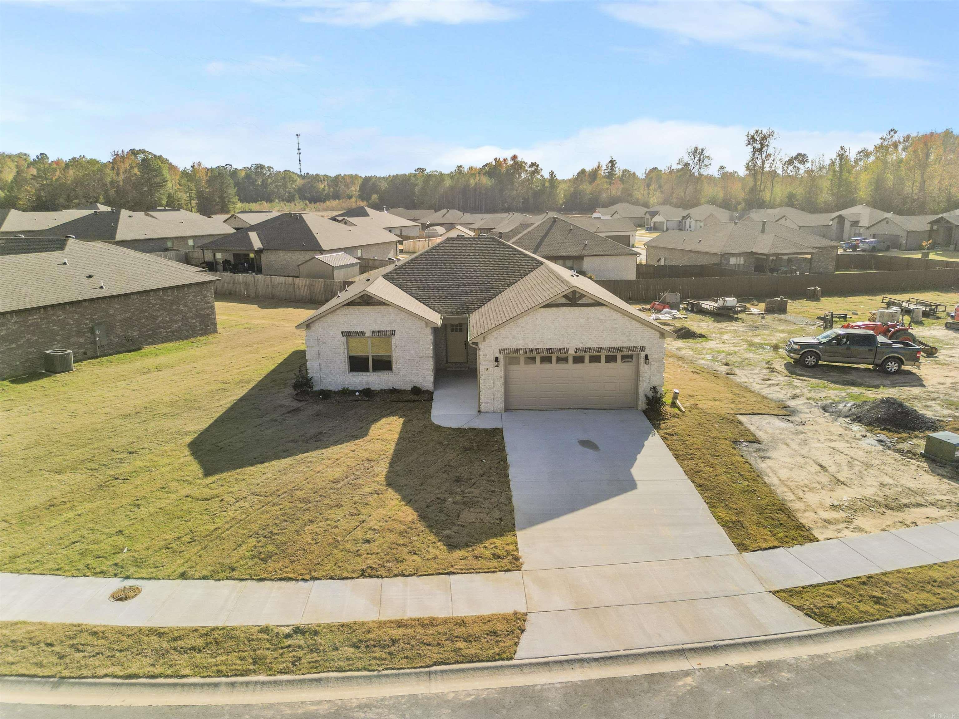 AUTUMN BROOKE - Residential