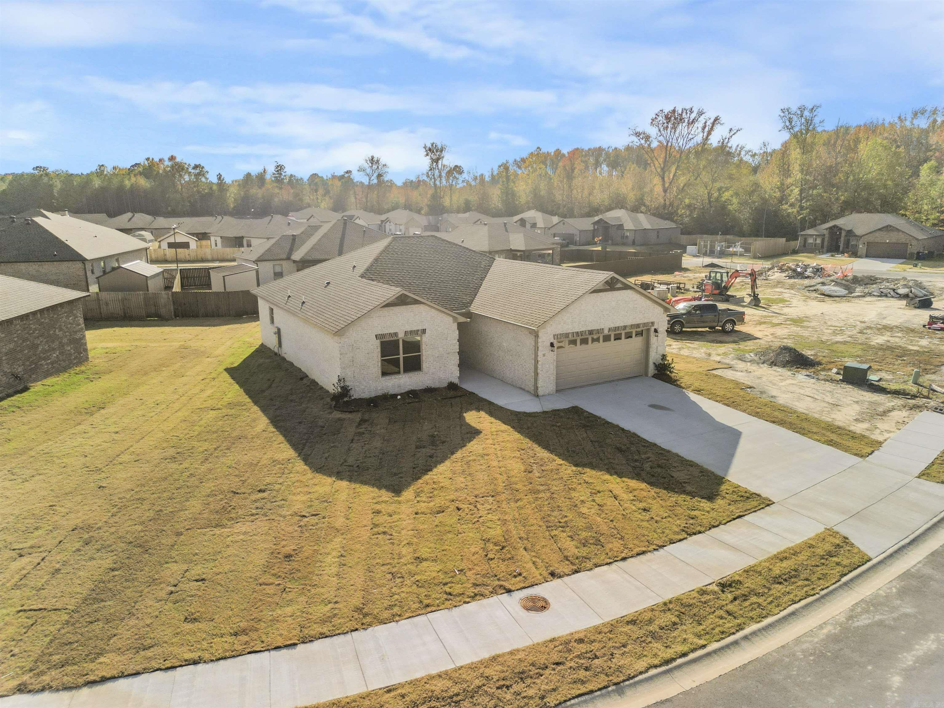 AUTUMN BROOKE - Residential