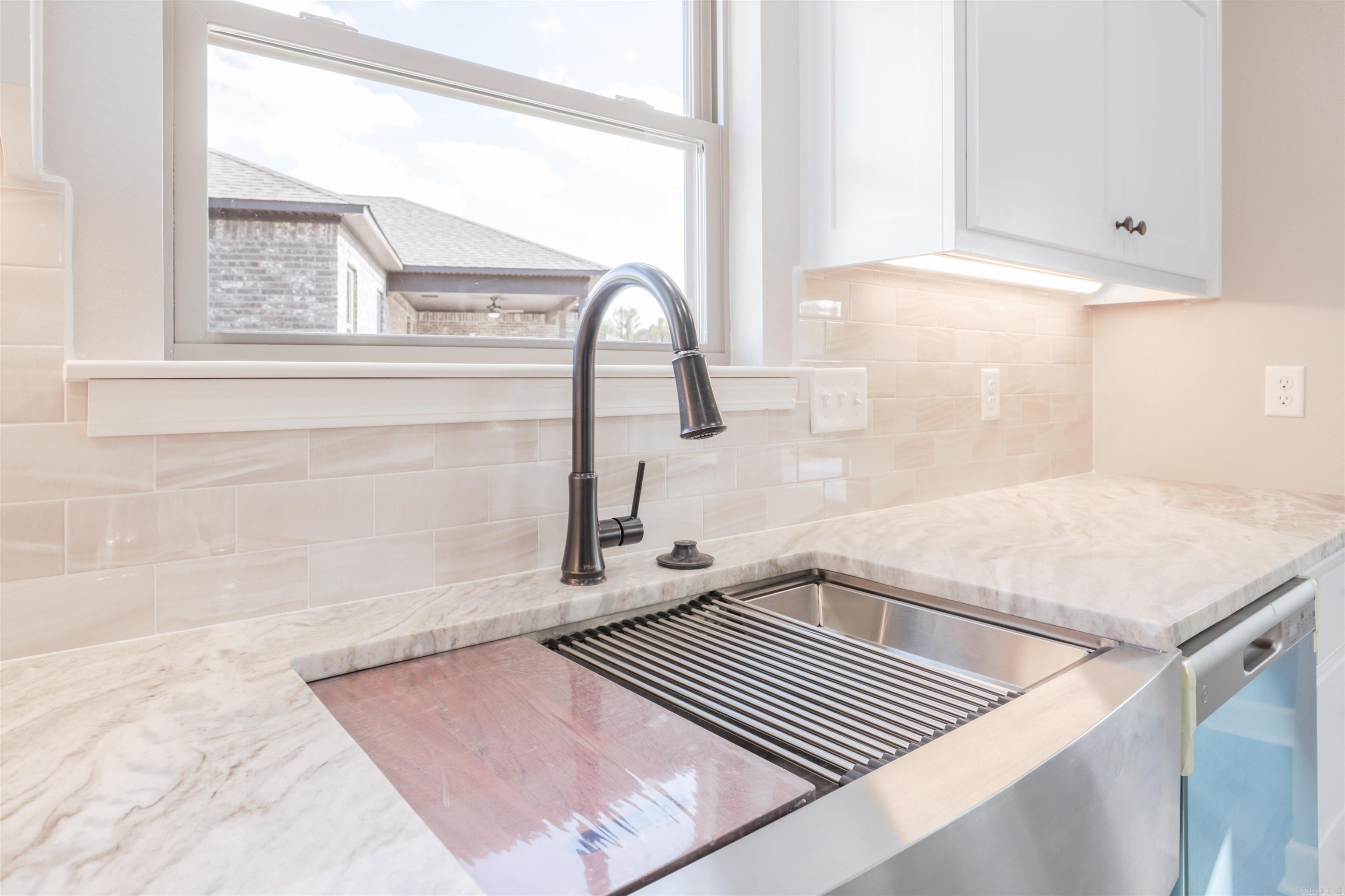 AUTUMN BROOKE - Residential