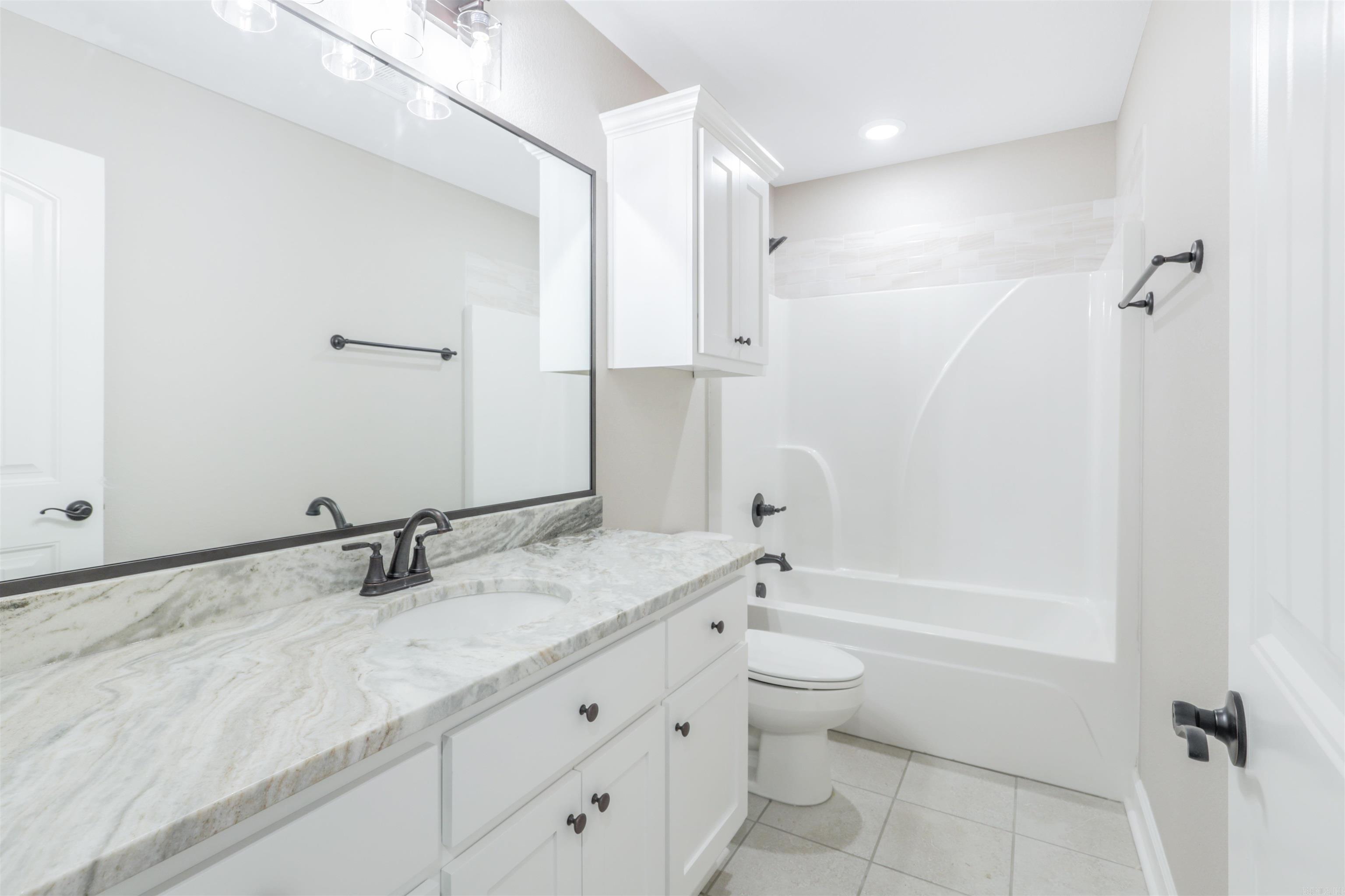 AUTUMN BROOKE - Residential