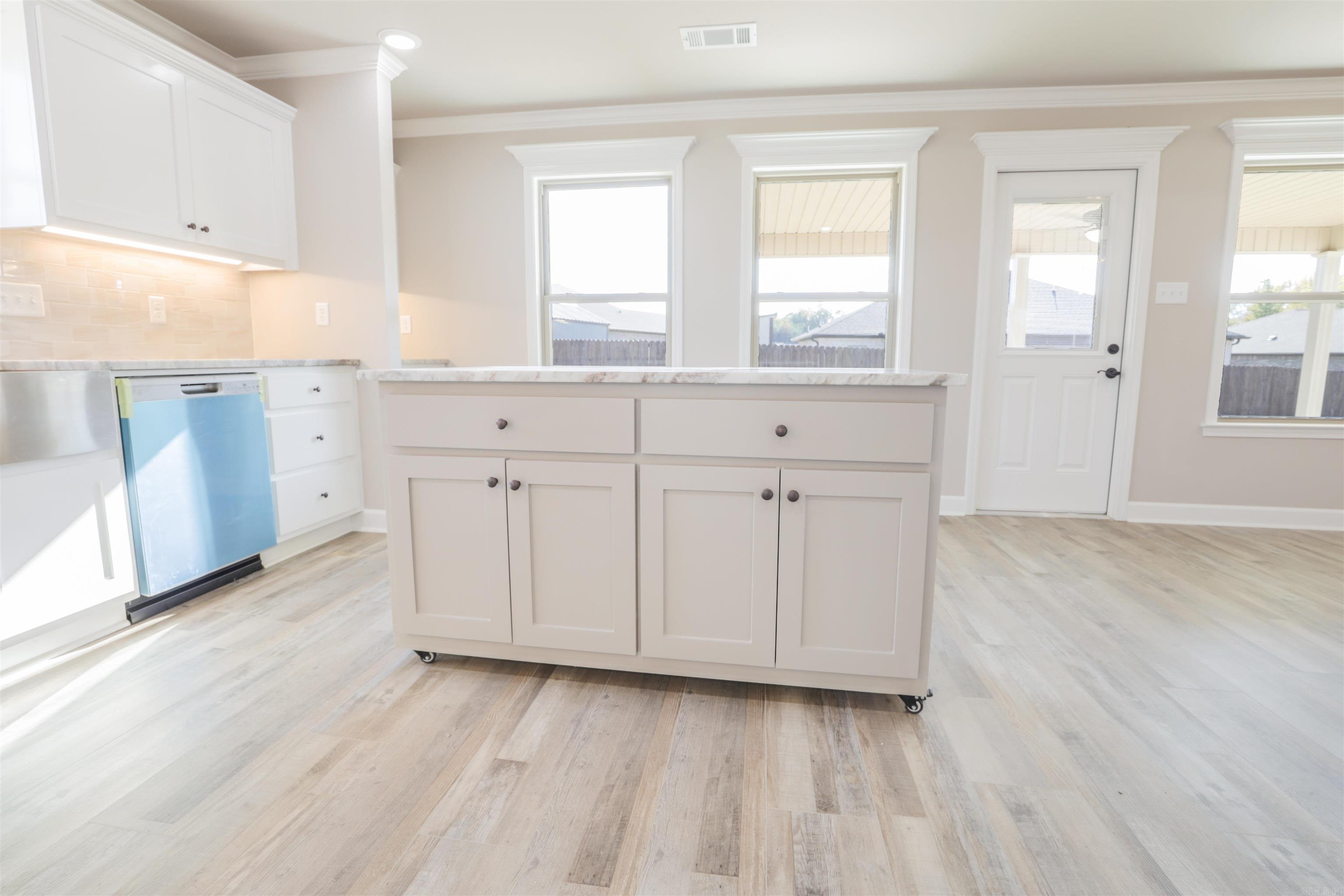 AUTUMN BROOKE - Residential