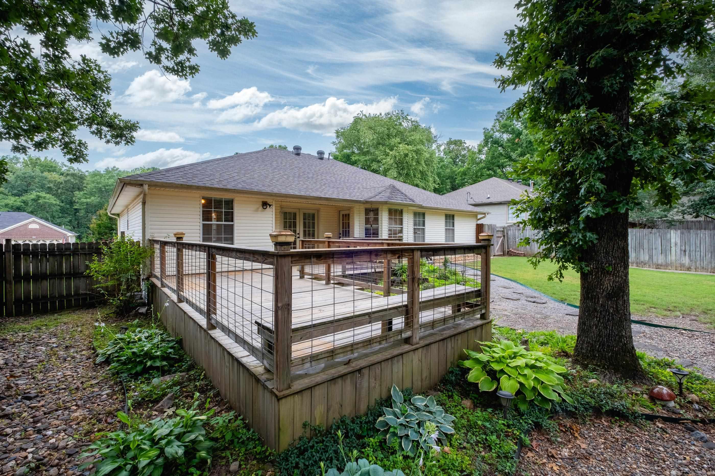 CHERRY CREEK ADDN - Residential