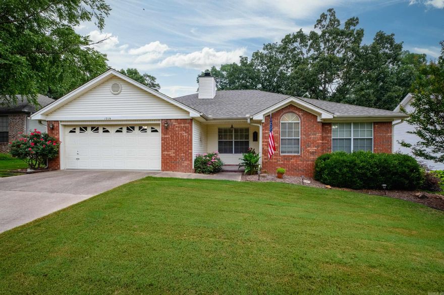 Move in ready !! Well maintained w/ 2023 roof, HVAC updated, new kitchen range,  deck is fairly new PLUS a 12'x20' insulated detached workshop (hardi board w/steel roof) with electricity and heat pump (Workshop as-is). Brick & vinyl siding one level home w/ level fenced yard. Most of the home has an attractive waterproof laminate flooring .Greatroom has a vaulted ceiling and primary bedroom has a tray ceiling. Fireplace with remote controlled gas logs. Primary bath has a nice big updated shower. Walk-in closet too!  3 BR/ 2 baths, greatroom, dining room + breakfast area in kitchen.  Separate laundry room w/ cabinets for extra storage. Most of the popcorn ceilings are gone! Garage with a storage room. Wonderful location near shopping & restaurants. Great price in desirable West LR neighborhood.  See Agent Remarks re:  personal property