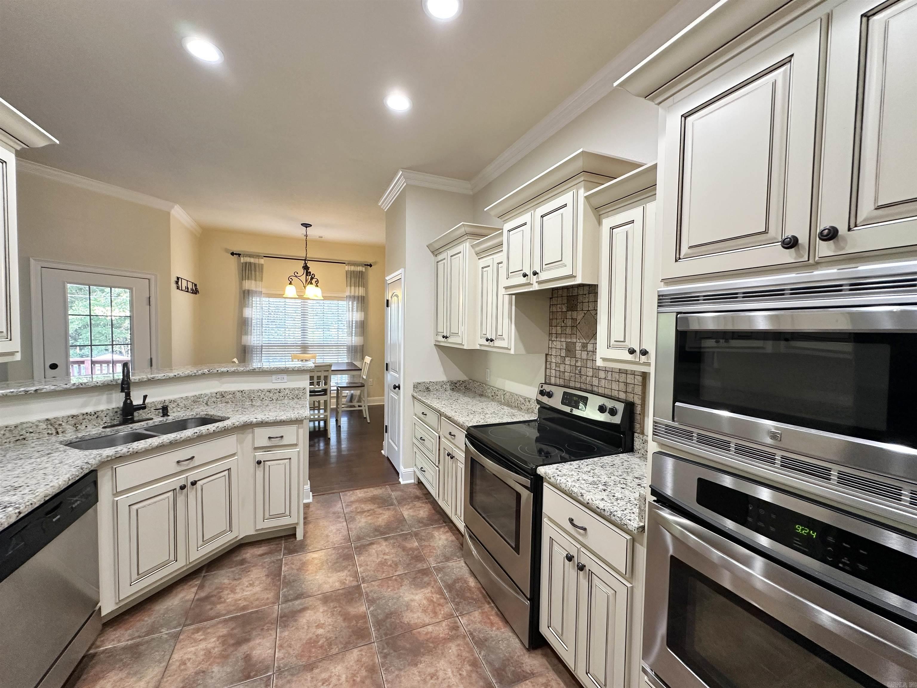 CHAPEL HILL - Residential