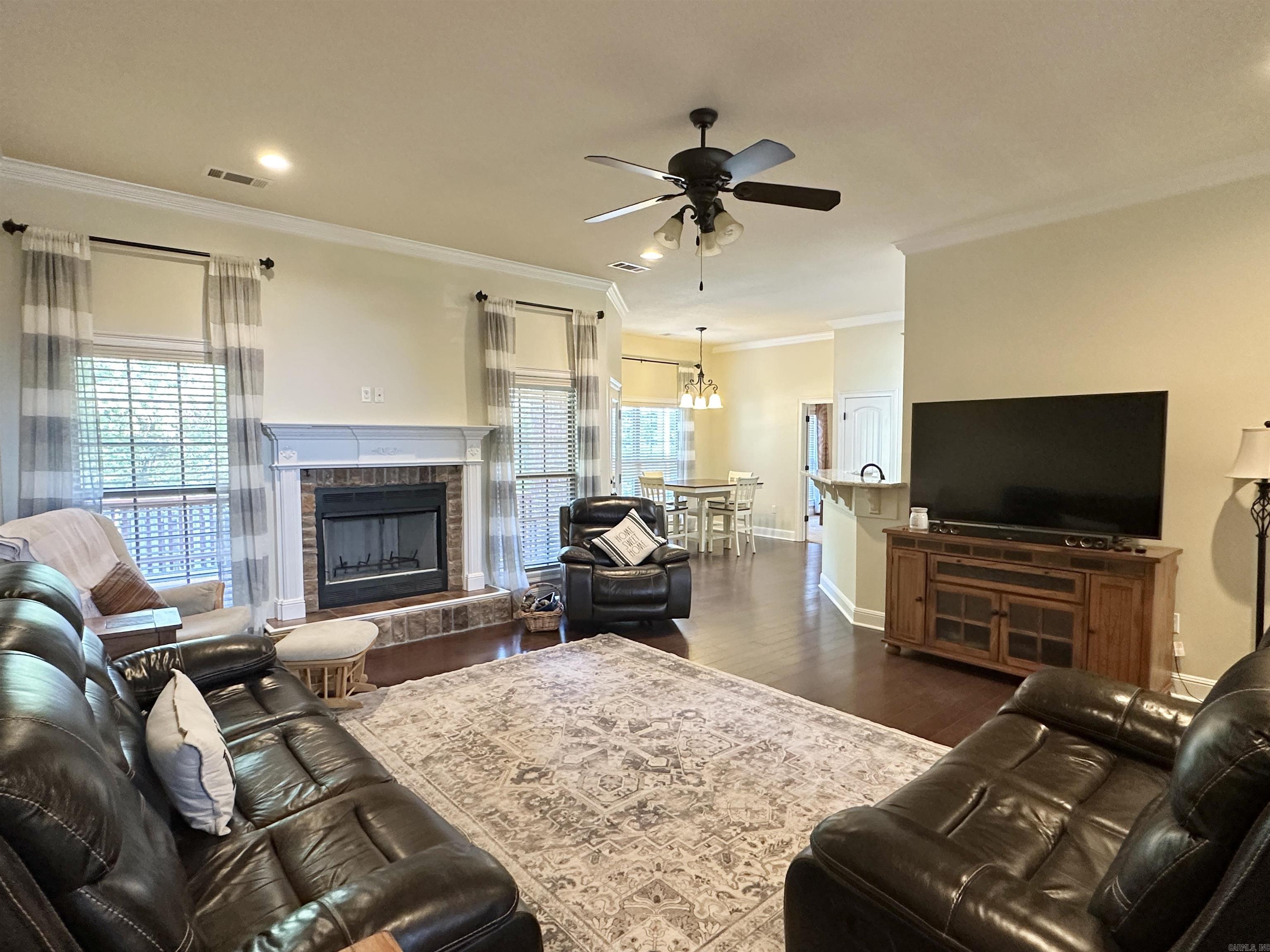 CHAPEL HILL - Residential