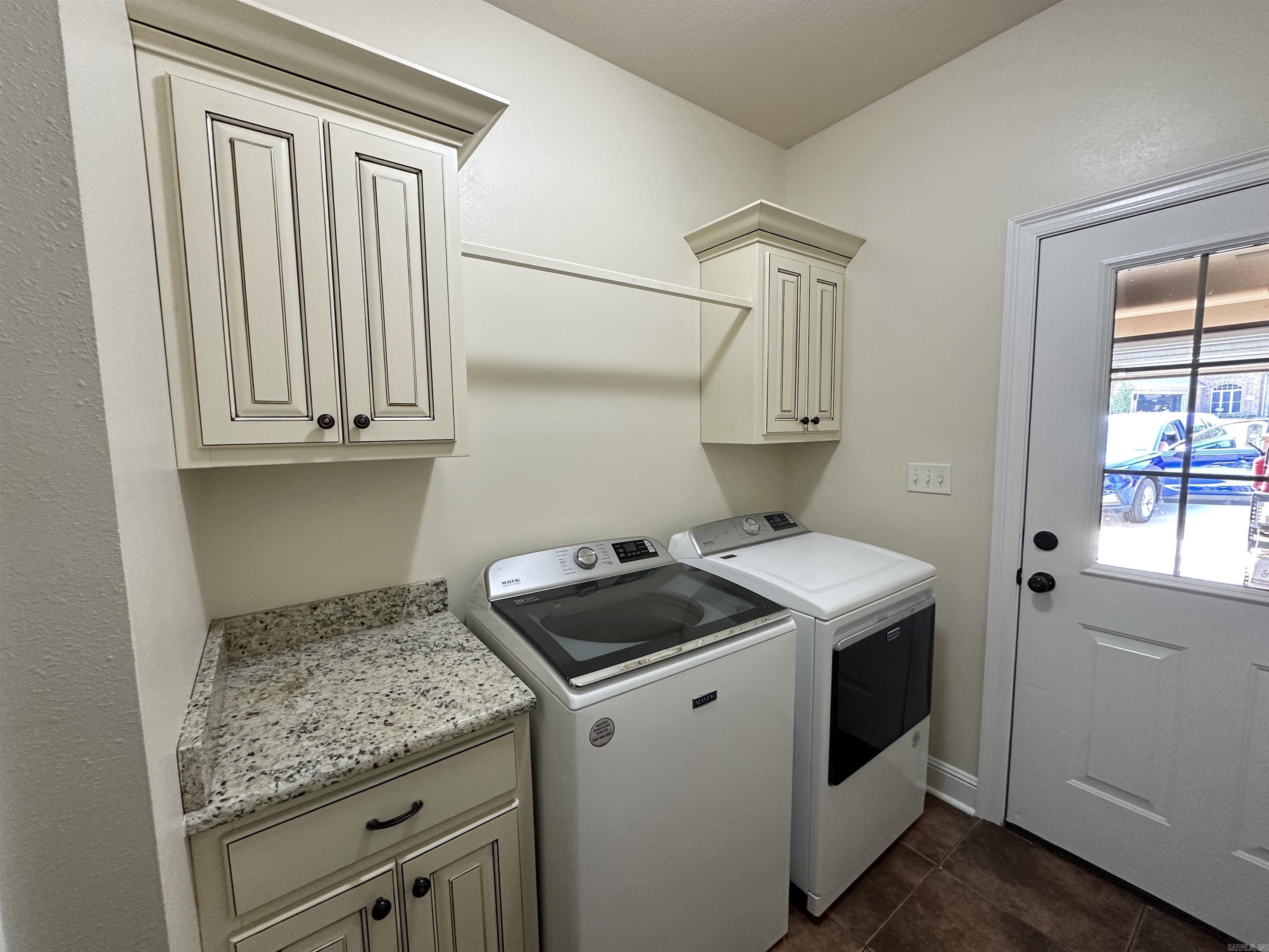 CHAPEL HILL - Residential