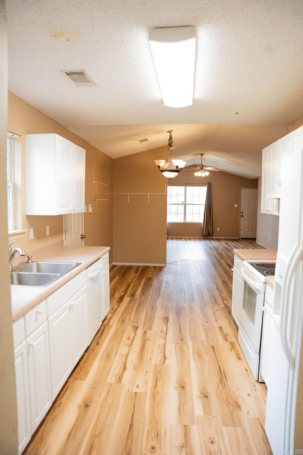 New Towne Village Phase I - Residential