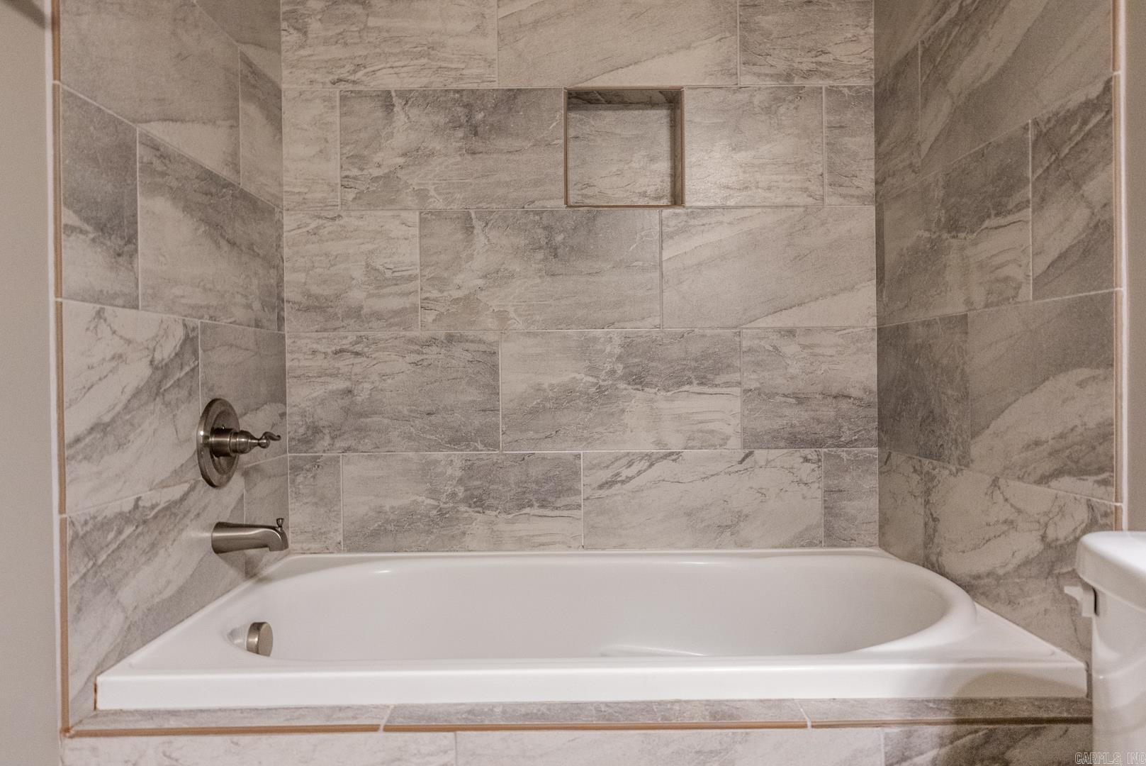 BISHOP PLACE - LITTLE ROCK - Residential