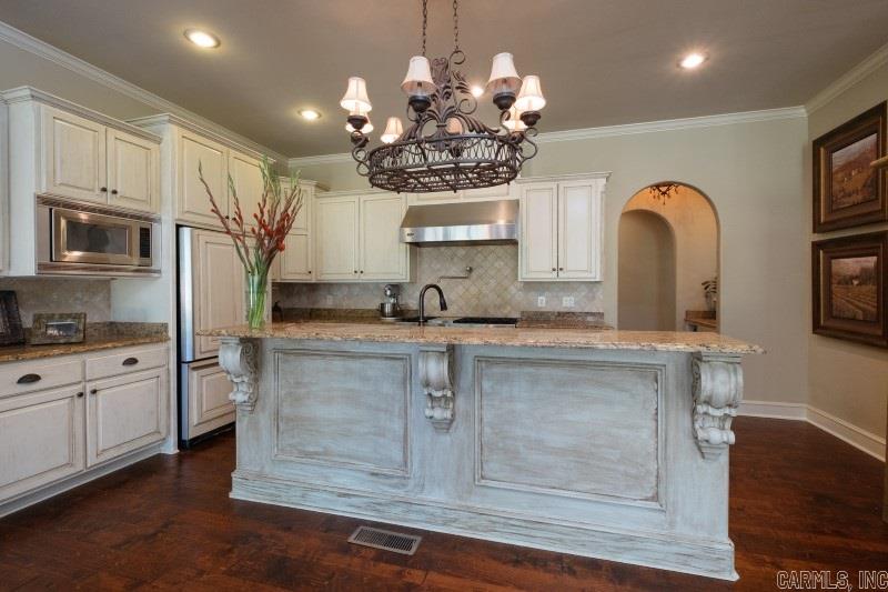 CHENAL VALLEY BRETAGNE CIRCLE - Residential