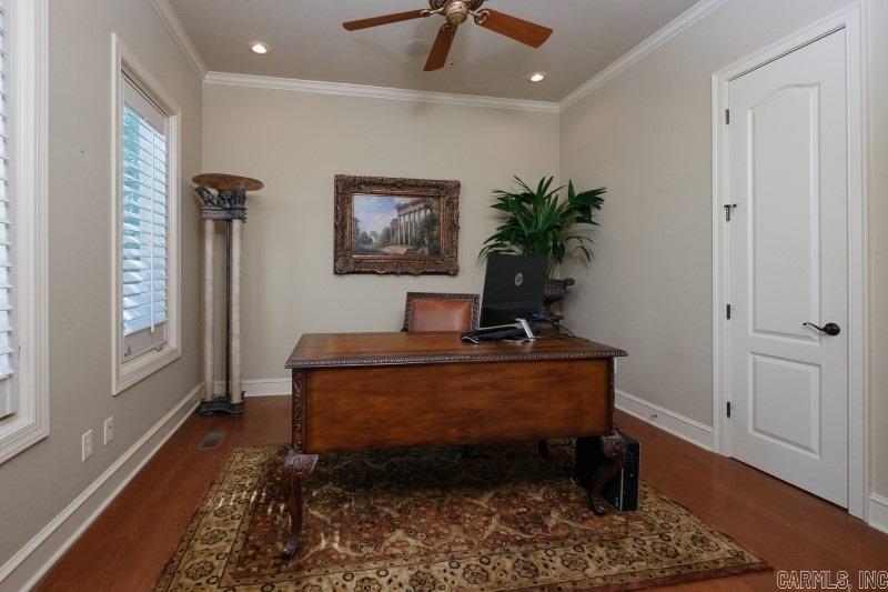 CHENAL VALLEY BRETAGNE CIRCLE - Residential