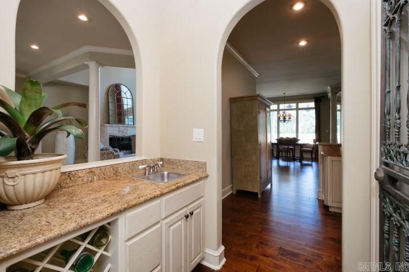 CHENAL VALLEY BRETAGNE CIRCLE - Residential