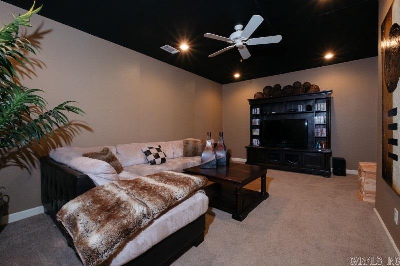 CHENAL VALLEY BRETAGNE CIRCLE - Residential