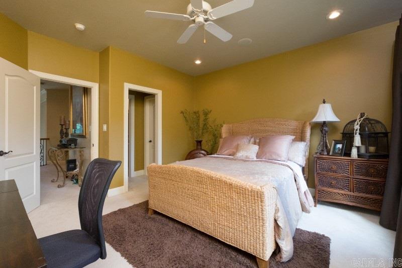 CHENAL VALLEY BRETAGNE CIRCLE - Residential