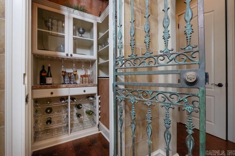 CHENAL VALLEY BRETAGNE CIRCLE - Residential