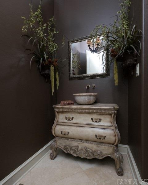 CHENAL VALLEY BRETAGNE CIRCLE - Residential