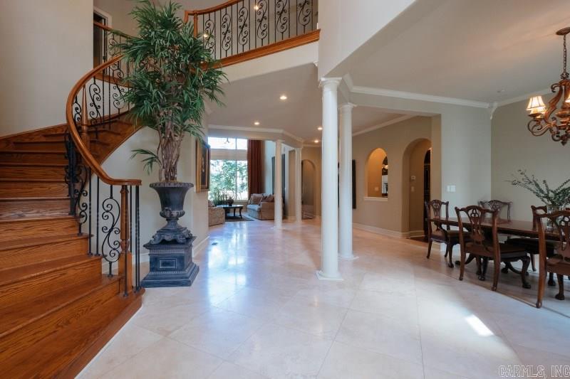 CHENAL VALLEY BRETAGNE CIRCLE - Residential