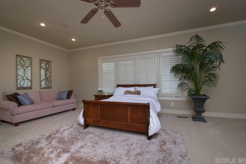 CHENAL VALLEY BRETAGNE CIRCLE - Residential