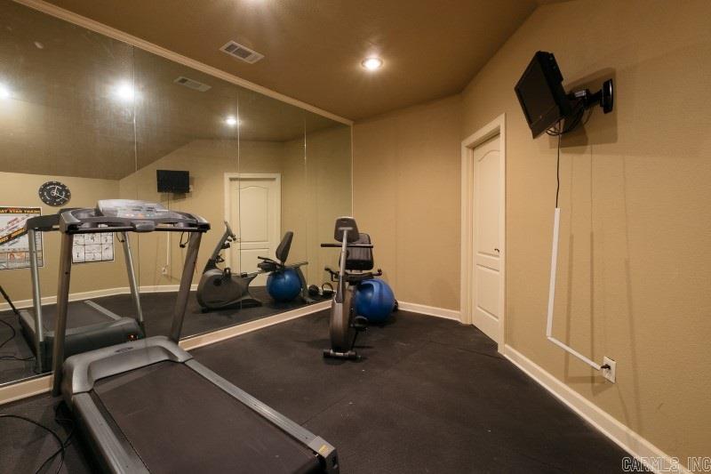 CHENAL VALLEY BRETAGNE CIRCLE - Residential