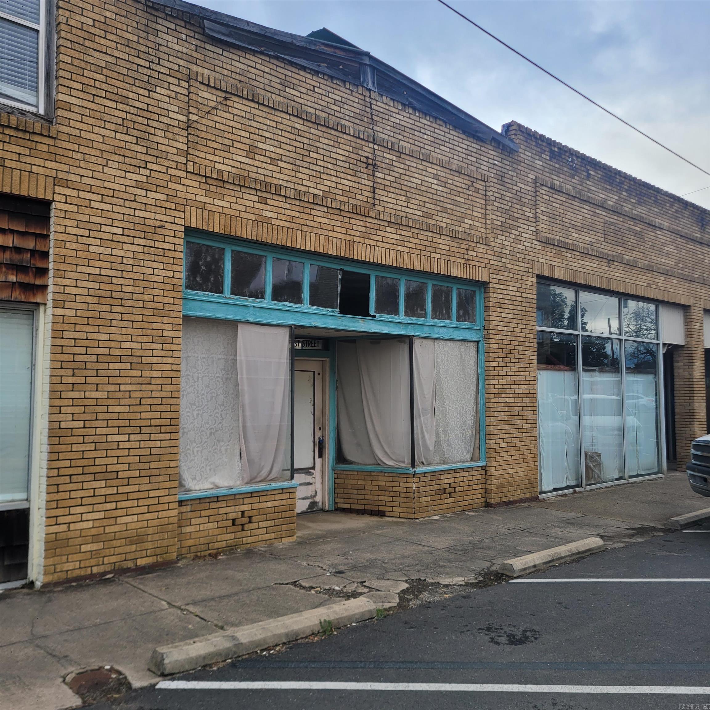 Metes & Bounds - Commercial Sale