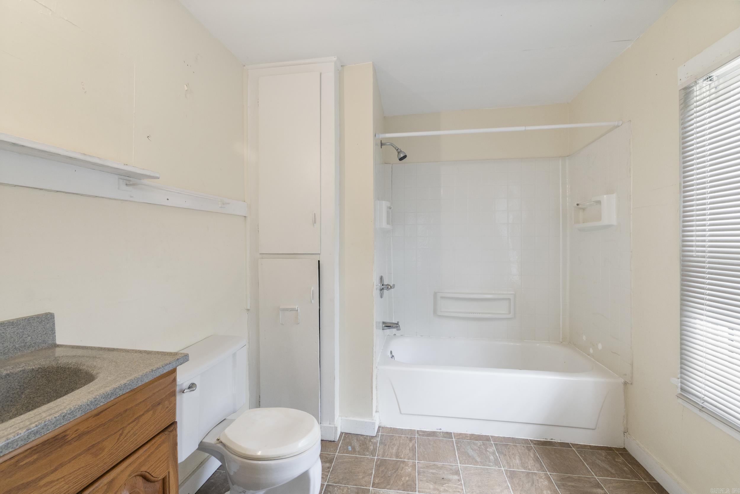 LASKERS - Residential