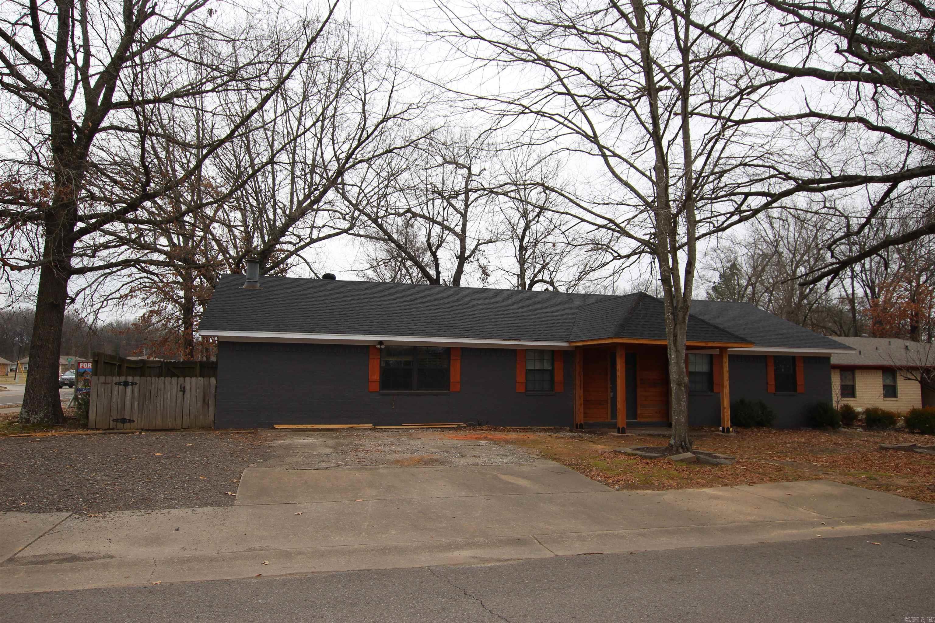Look at what we have done! What a change and you get a new porch on the front to boot! New roof, 2 yr hot water and Hvac, ALL ELECTRIC It has one of the biggest living rooms I have seen. The covered patio out back makes summertime great and the huge privacy fenced back yard! Room for everyone. Just down from the new Christian School, near the Assisted living, RHS, and all employment. Come take a look at all the updates and changes! We think it looks terrific! Directions: Take US 64 East to Knoxville by 10 Box, turn south right onto Knoxville at the next light turn left onto Fairway and then follow to South Tampa on the corner of Fairway and and South Tampa