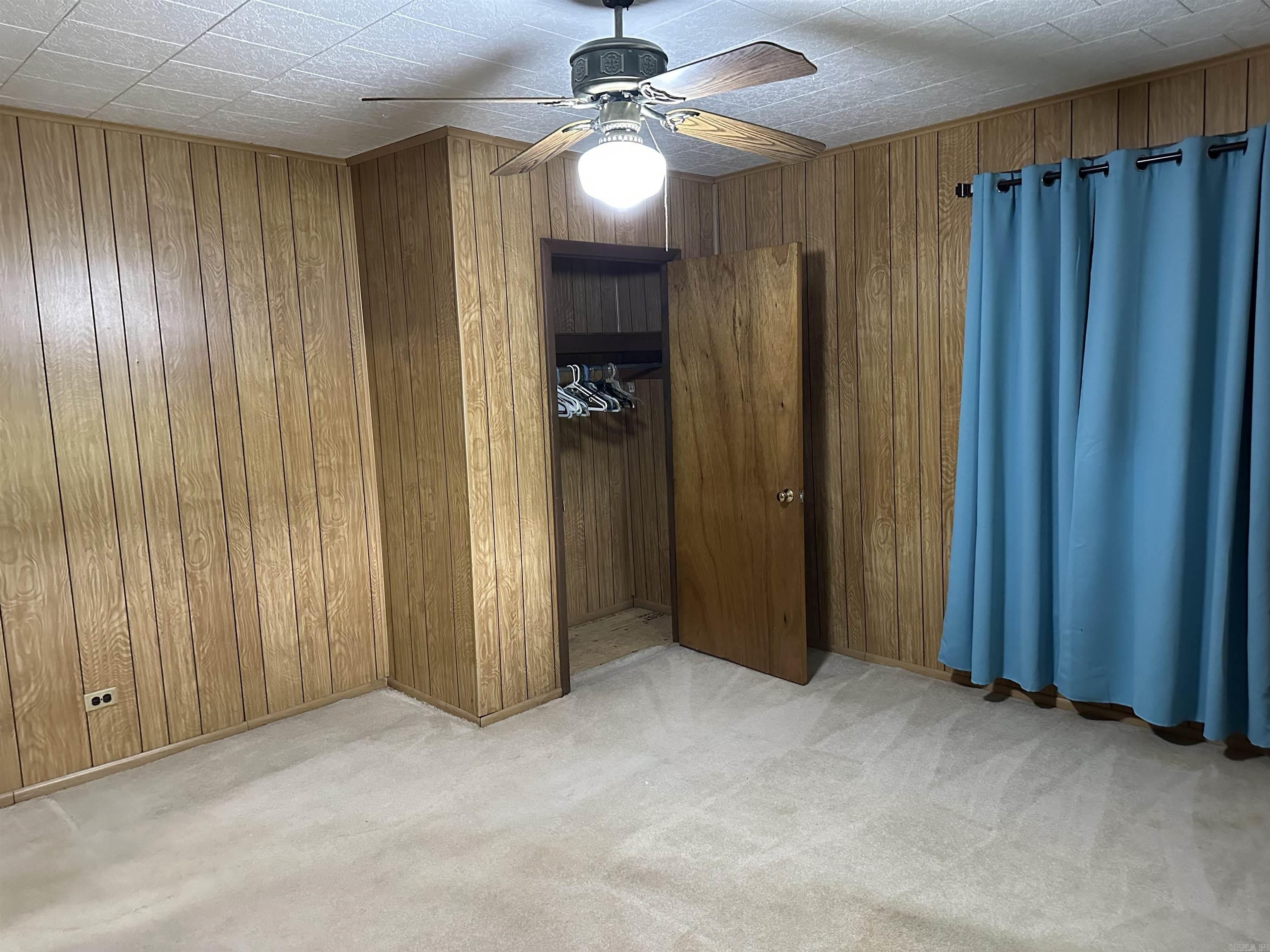 MORRISON ESTATES - Residential