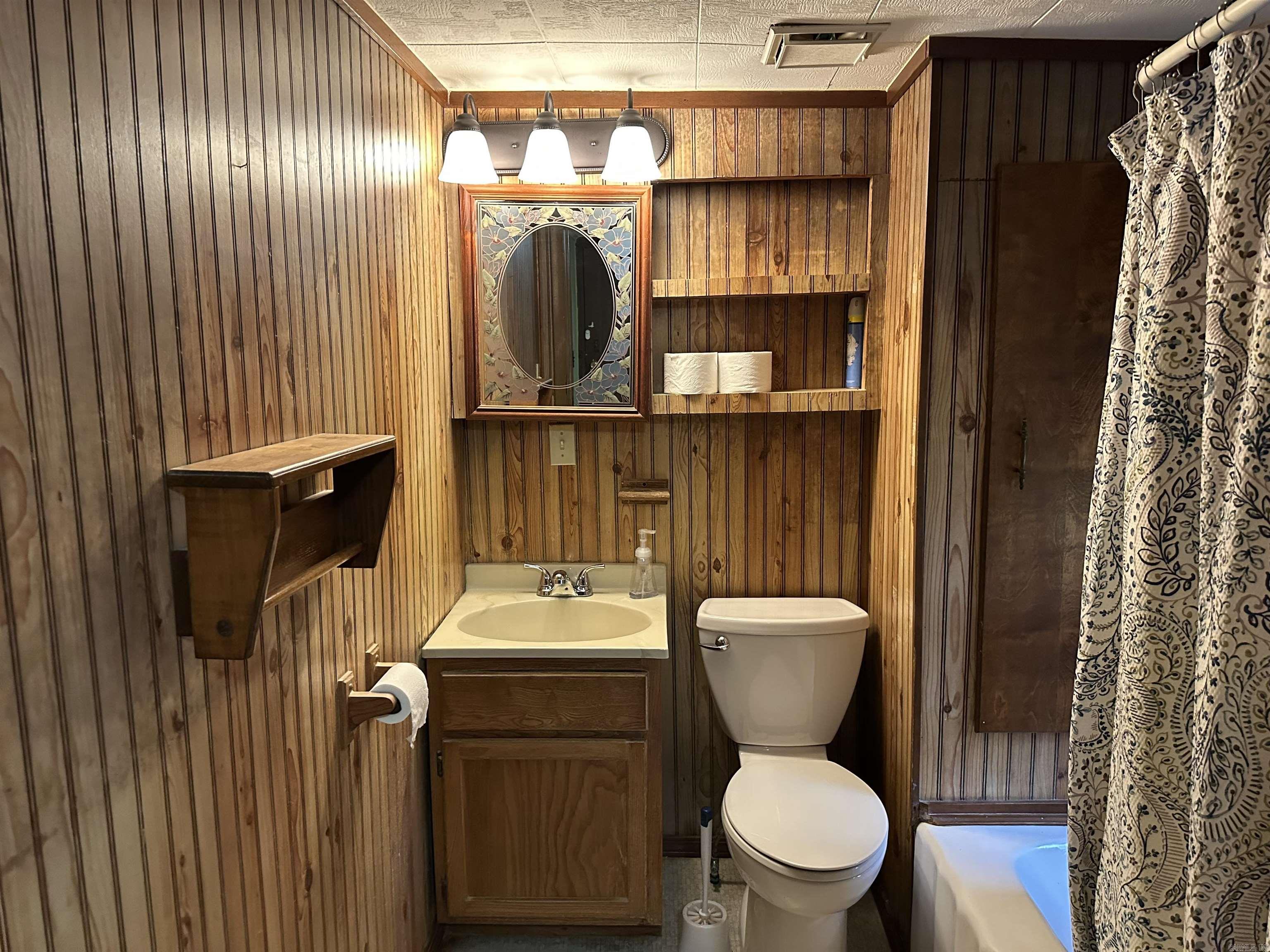 MORRISON ESTATES - Residential