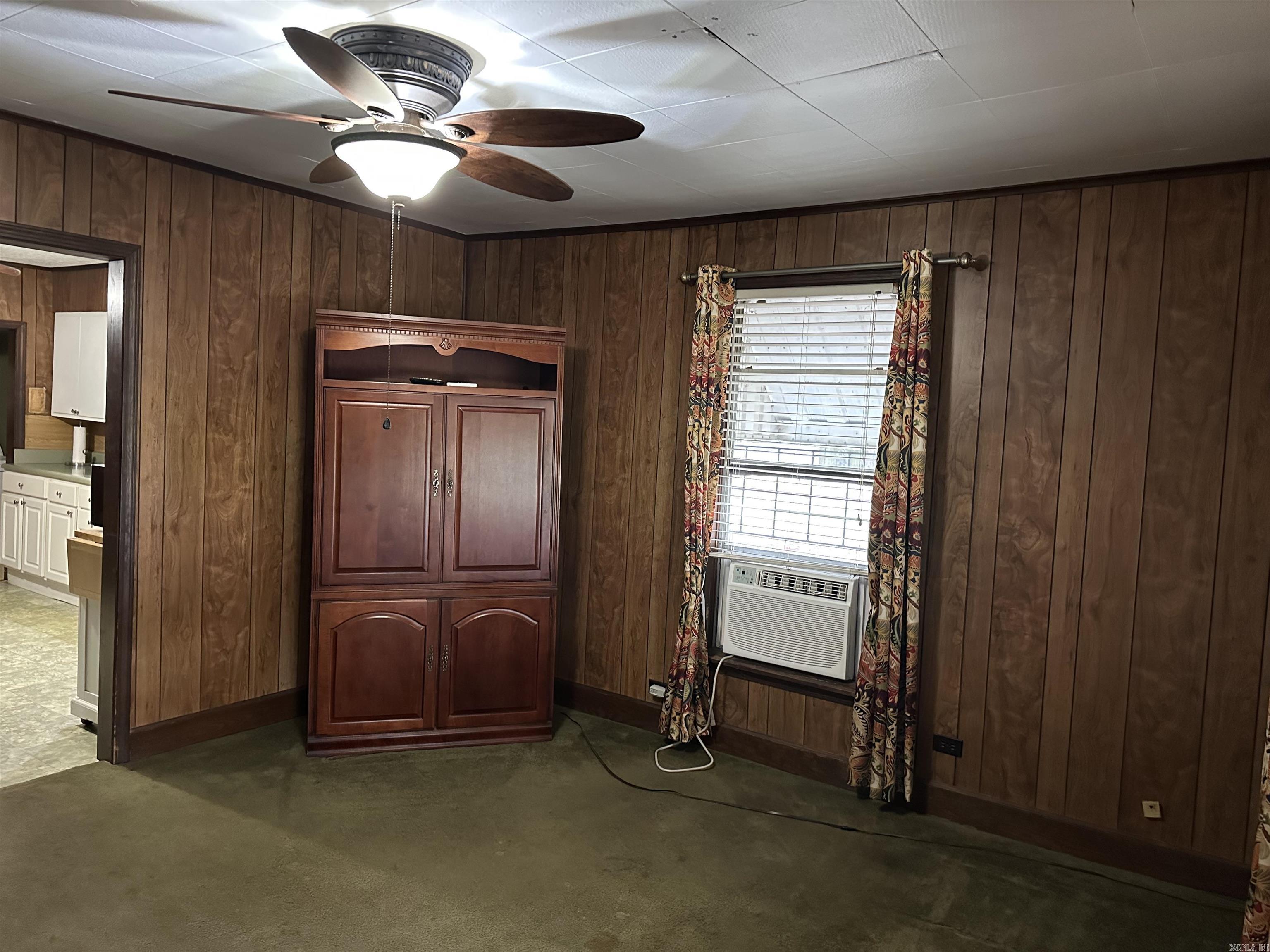 MORRISON ESTATES - Residential