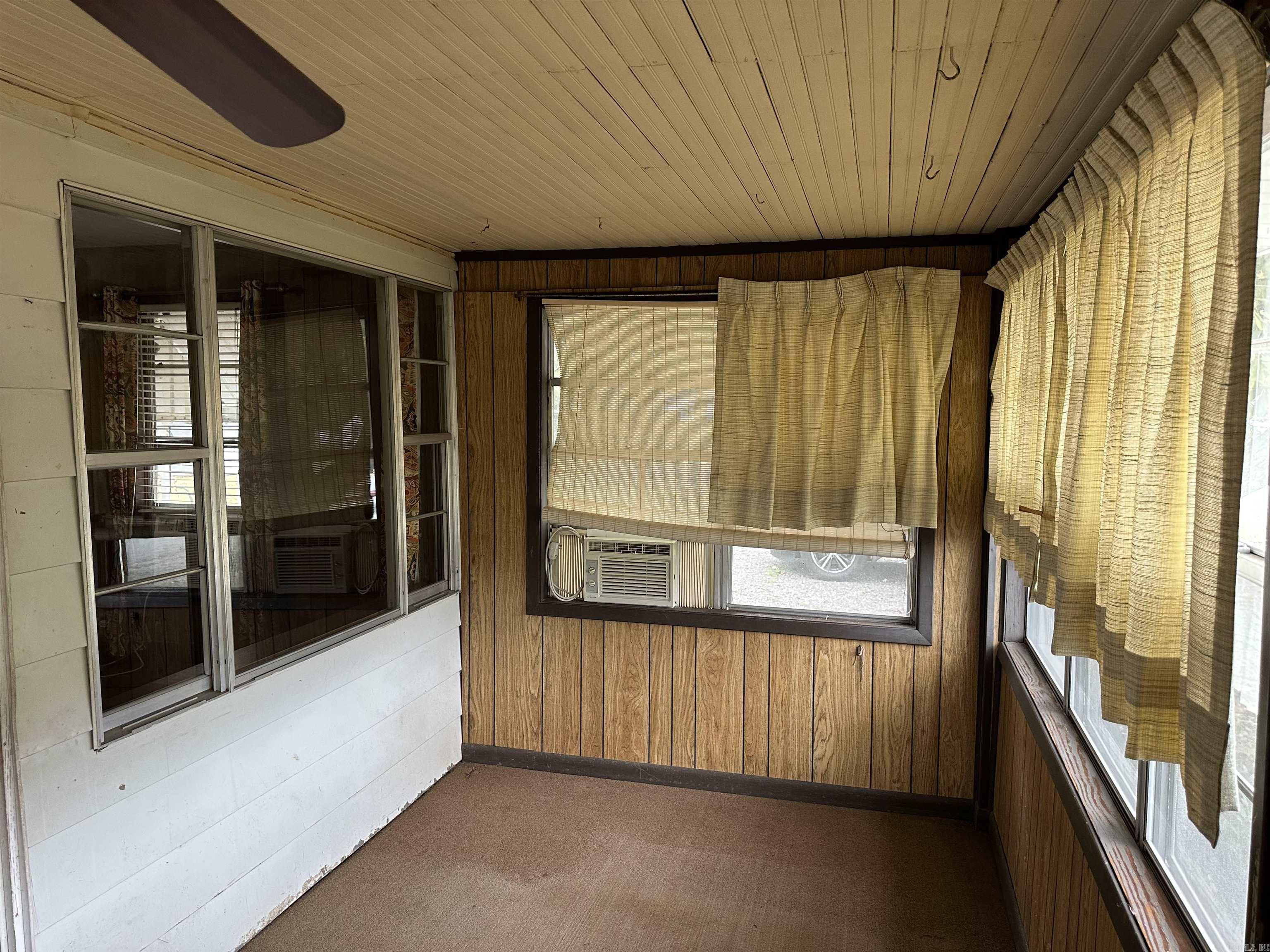 MORRISON ESTATES - Residential