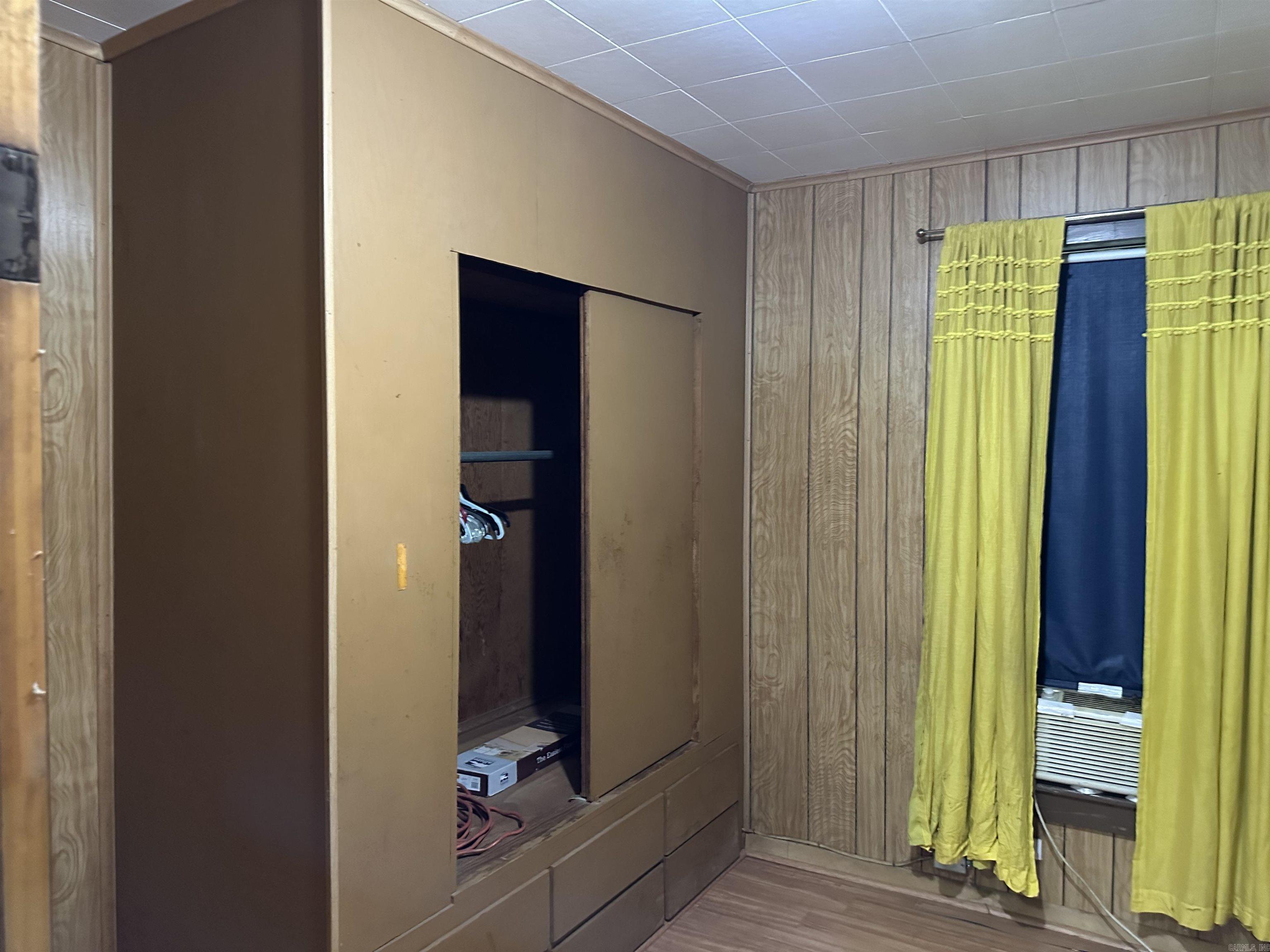 MORRISON ESTATES - Residential