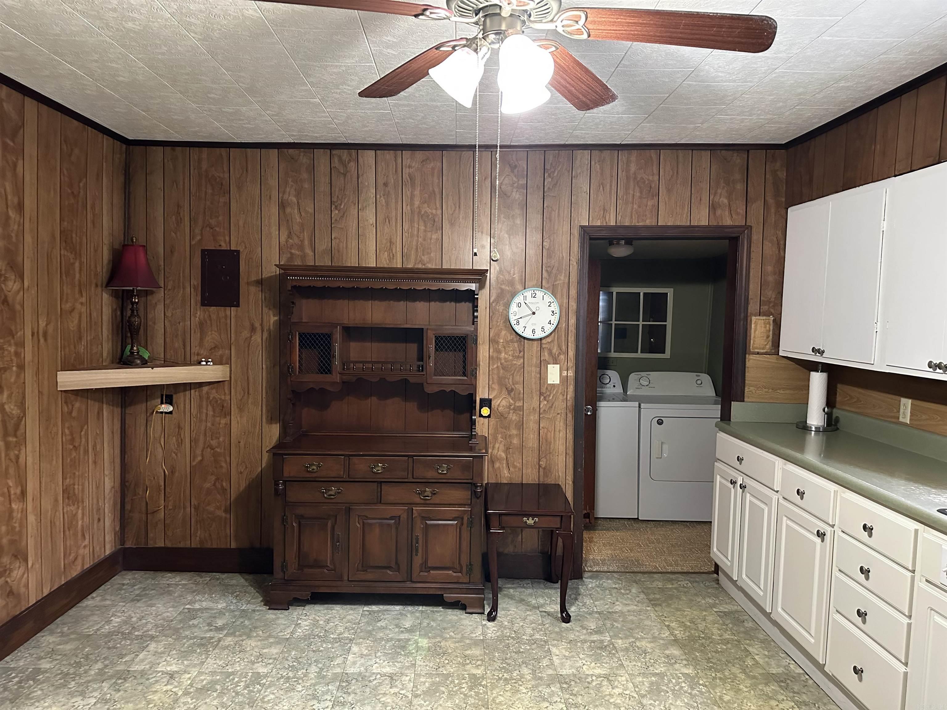 MORRISON ESTATES - Residential