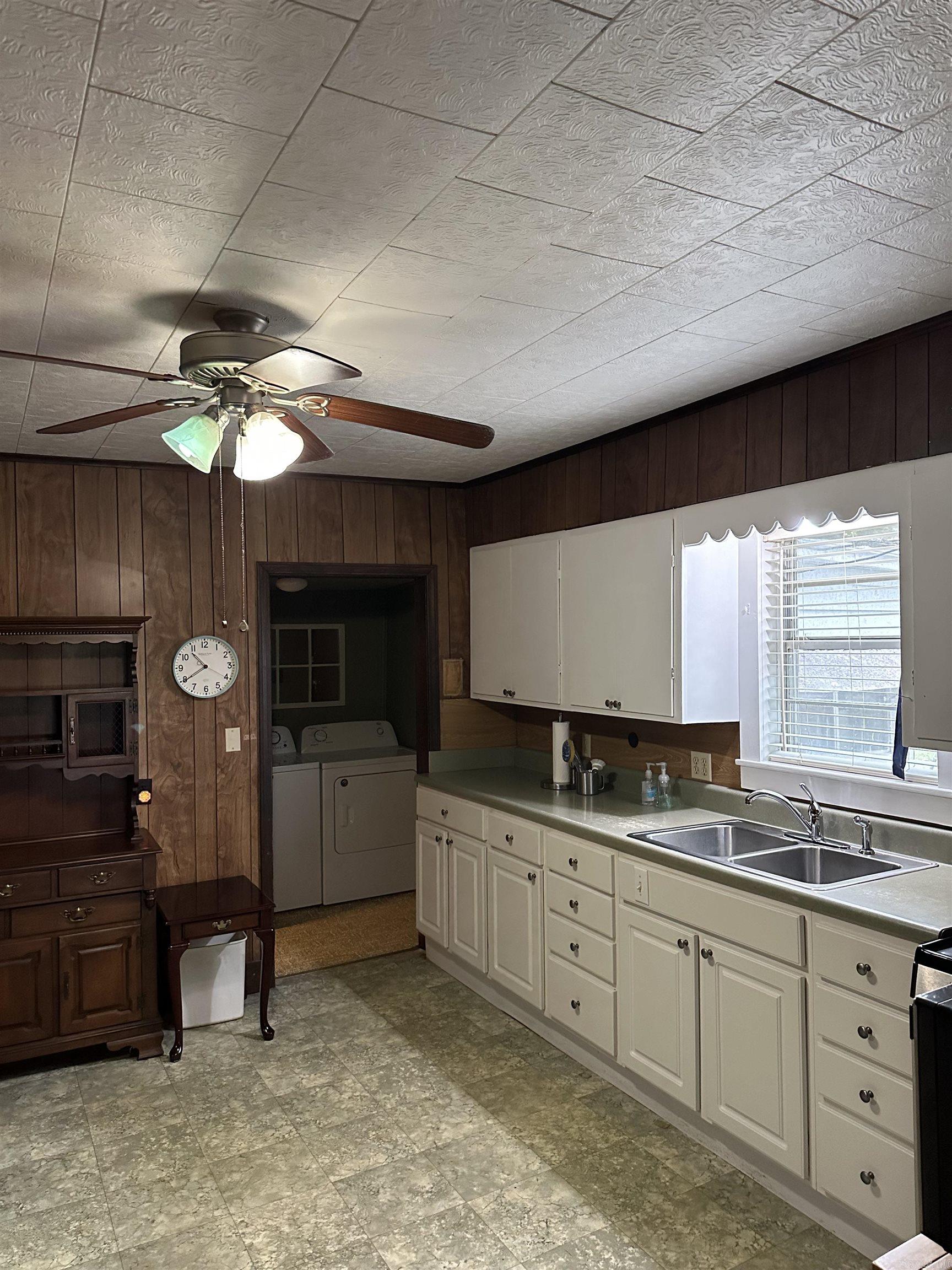 MORRISON ESTATES - Residential