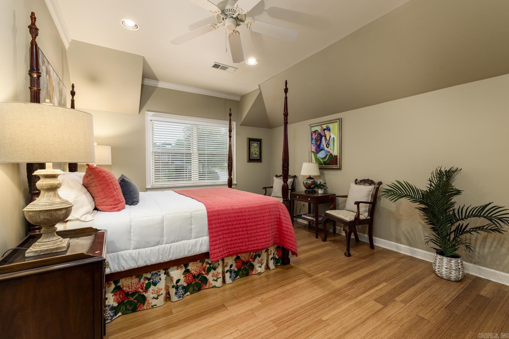 ST JOHNS PLACE ADDN - Residential