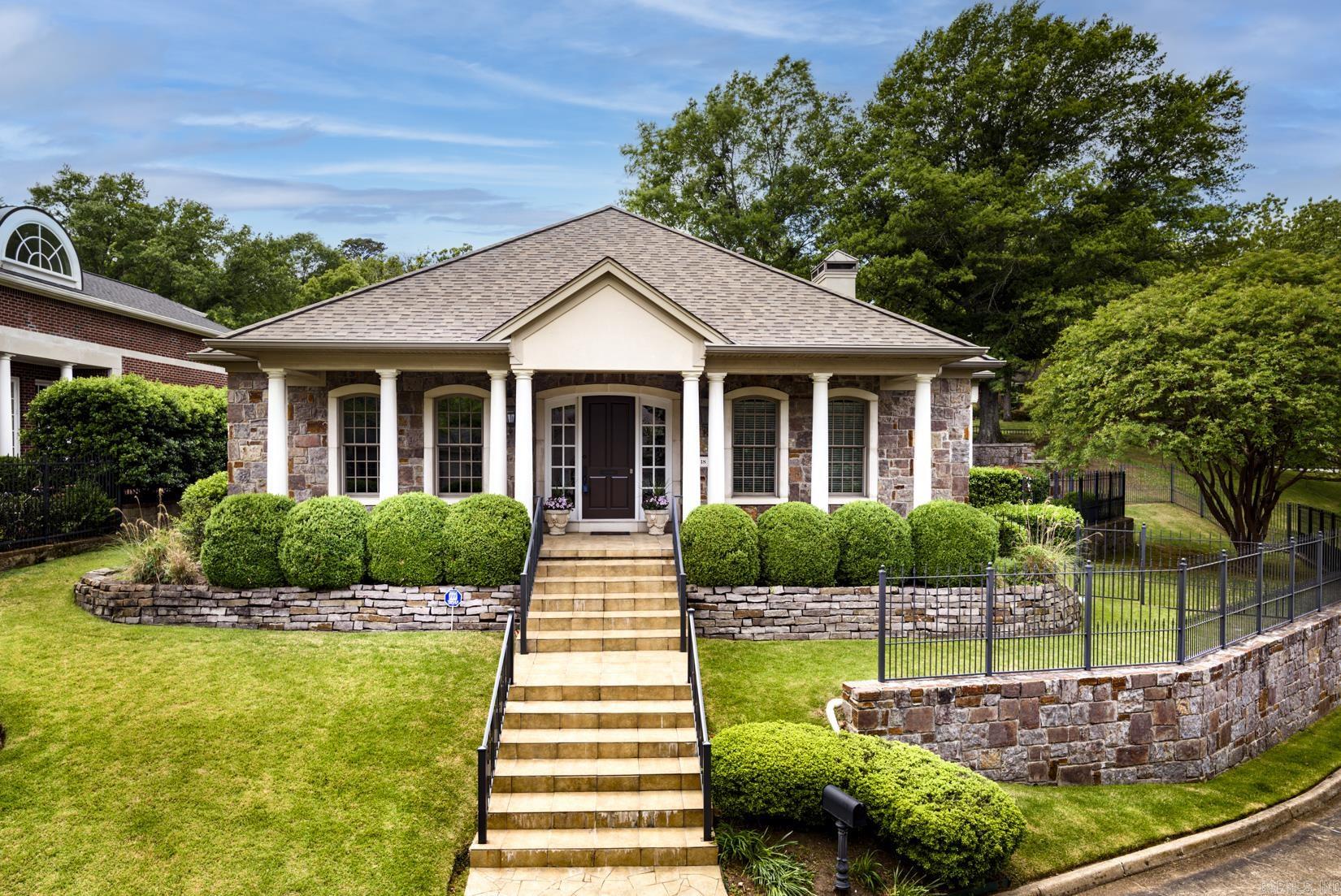 ST JOHNS PLACE ADDN - Residential